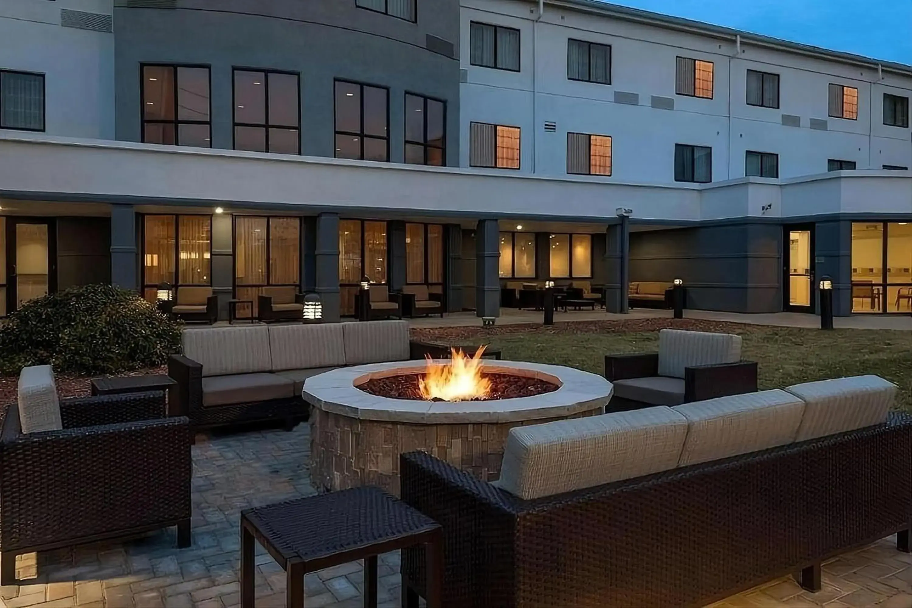 Property building in Sonesta Essential Junction City Property building in Sonesta Essential Junction City