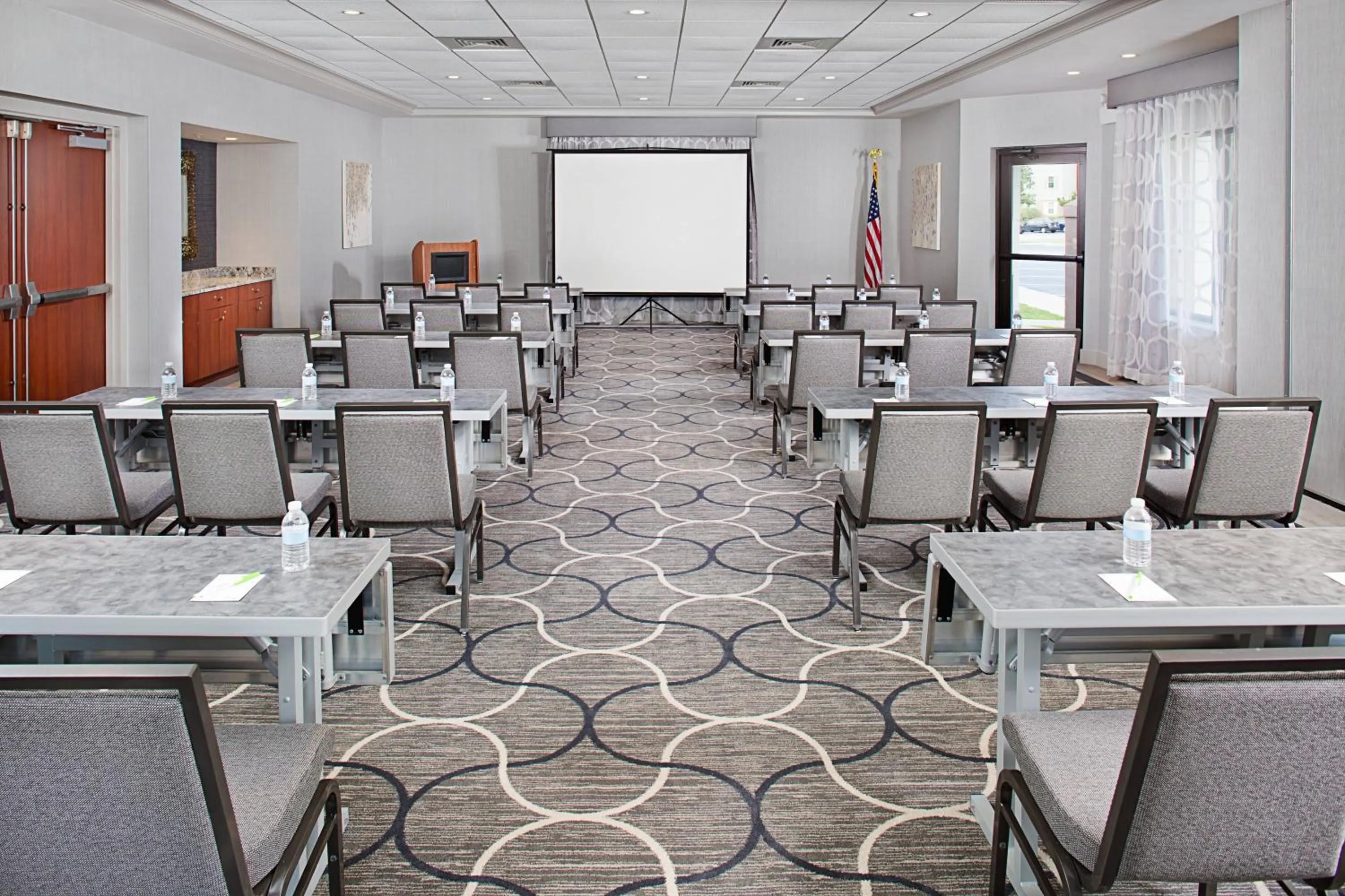 Meeting/conference room in Courtyard Manchester-Boston Regional Airport