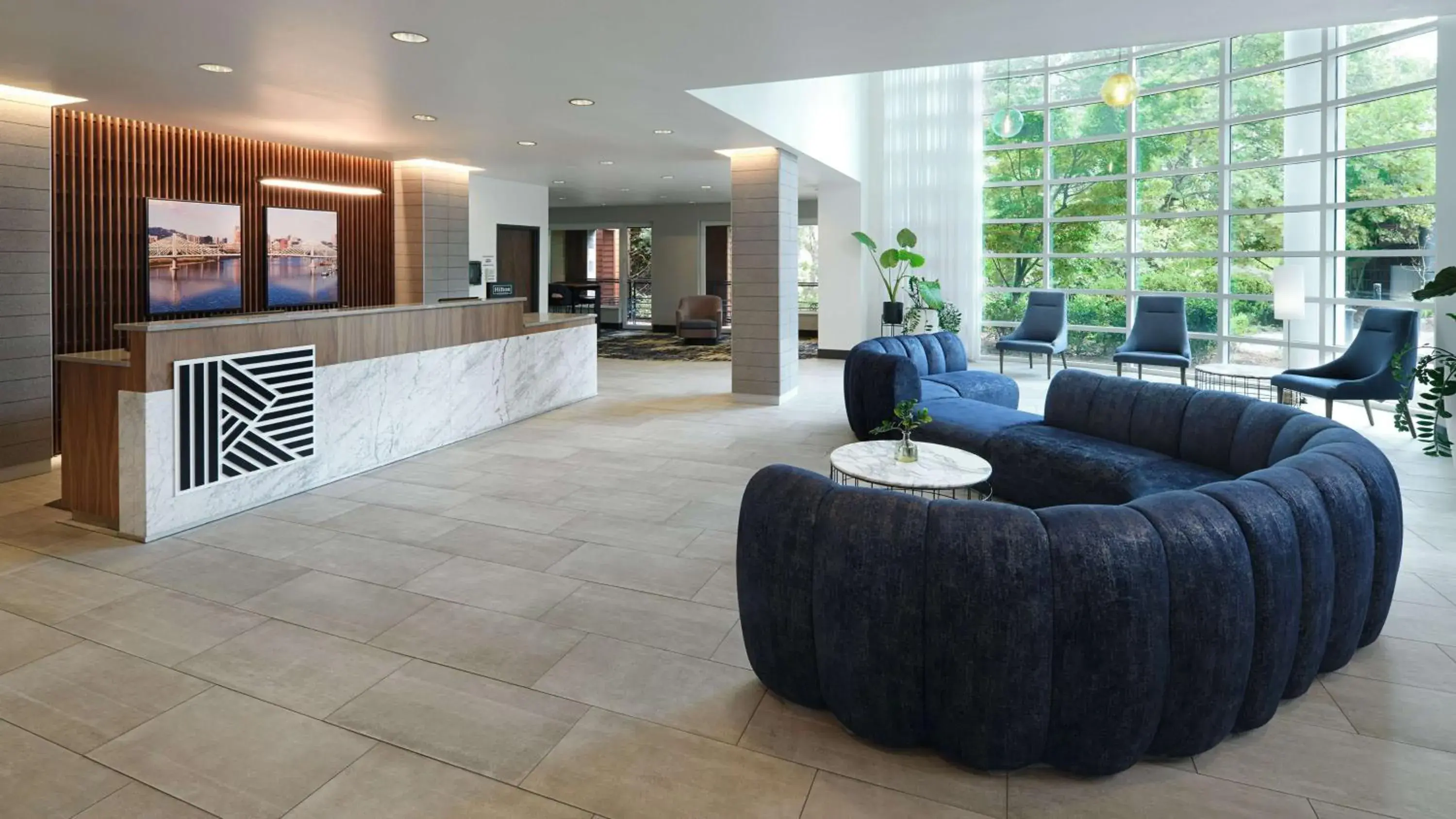 Lobby or reception in River's Edge Hotel Portland, Tapestry Collection by Hilton Lobby or reception in River's Edge Hotel Portland, Tapestry Collection by Hilton
