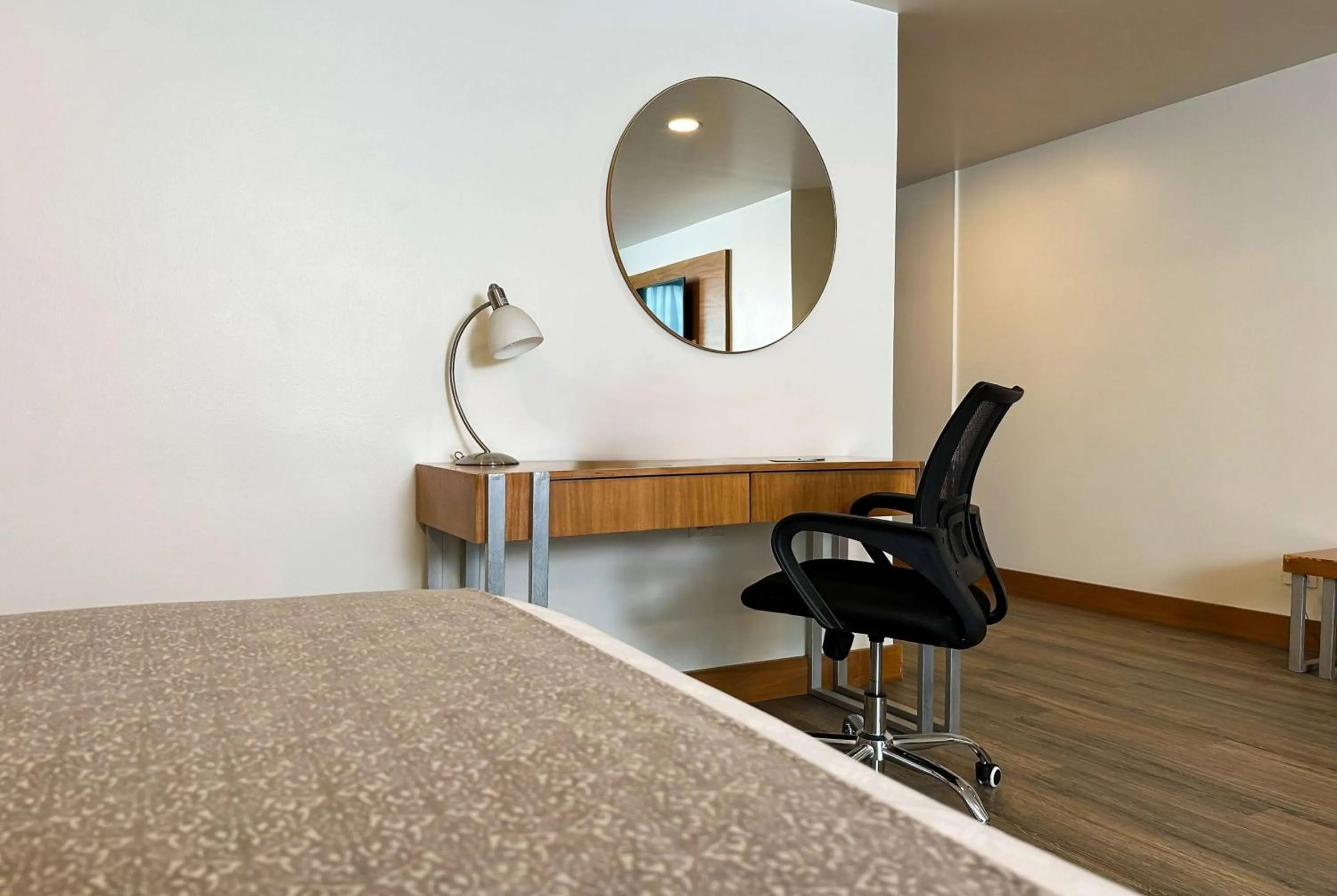 Photo of the whole room in Wyndham Garden Quito