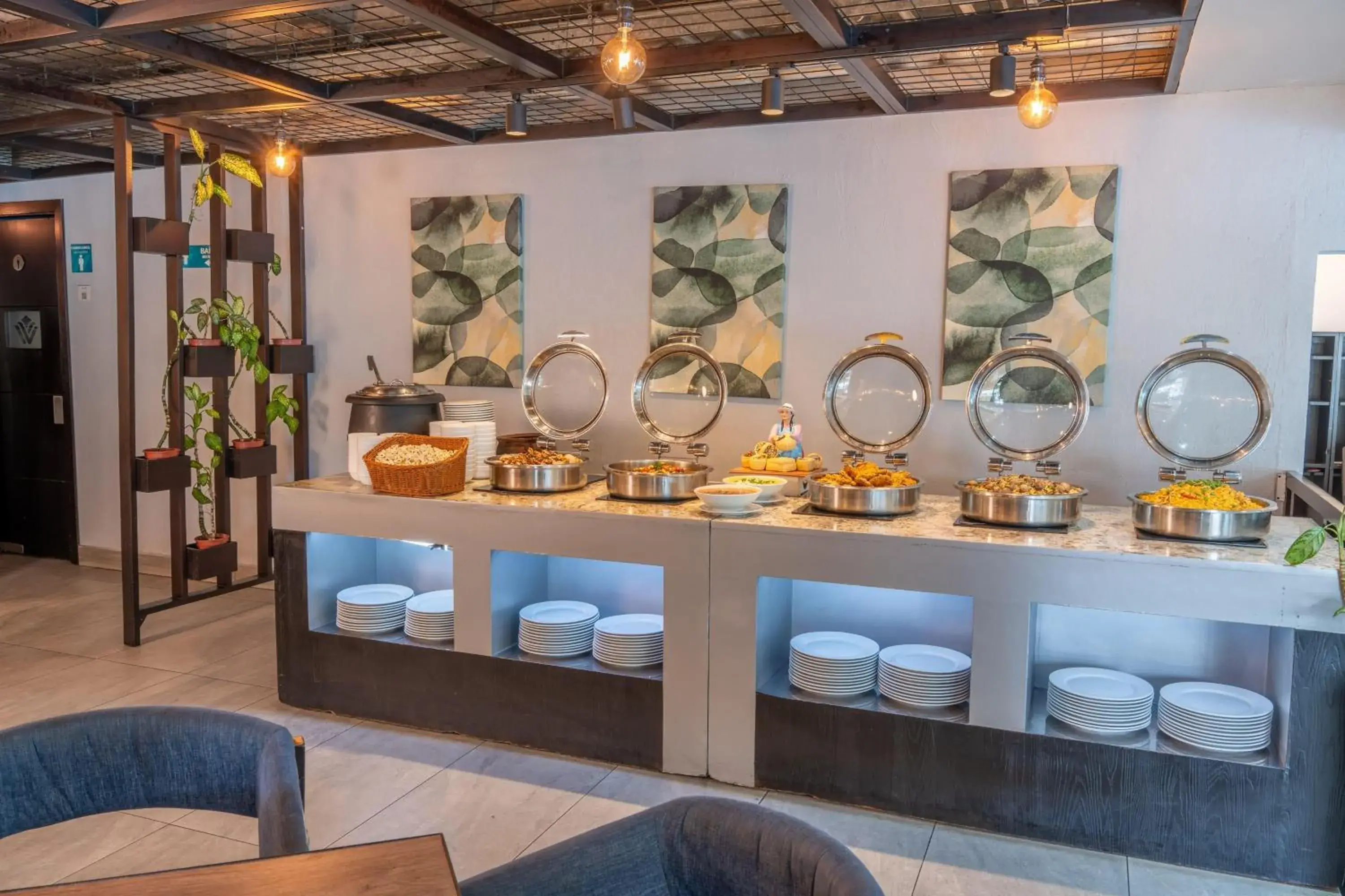 Restaurant/places to eat in Wyndham Garden Quito Restaurant/places to eat in Wyndham Garden Quito