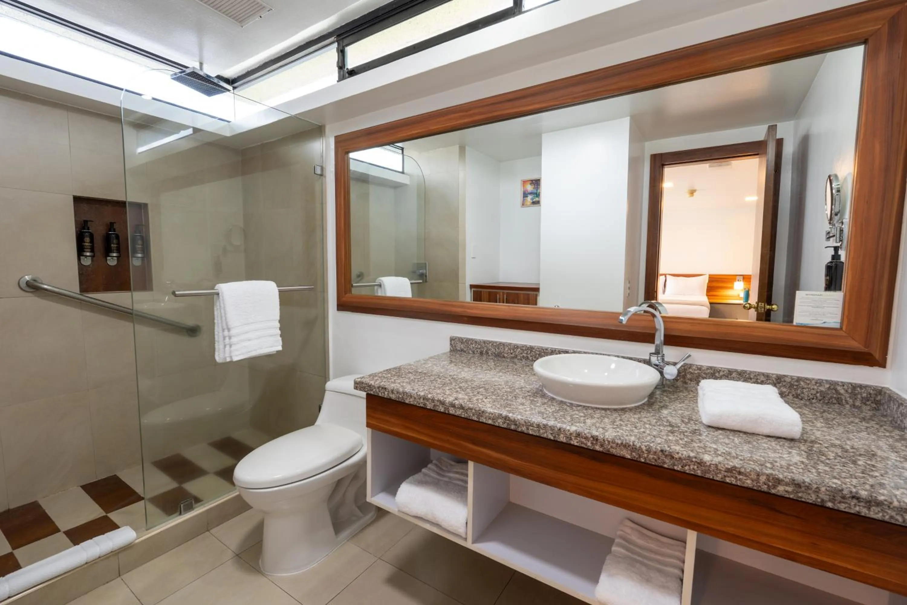 Bathroom in Wyndham Garden Quito