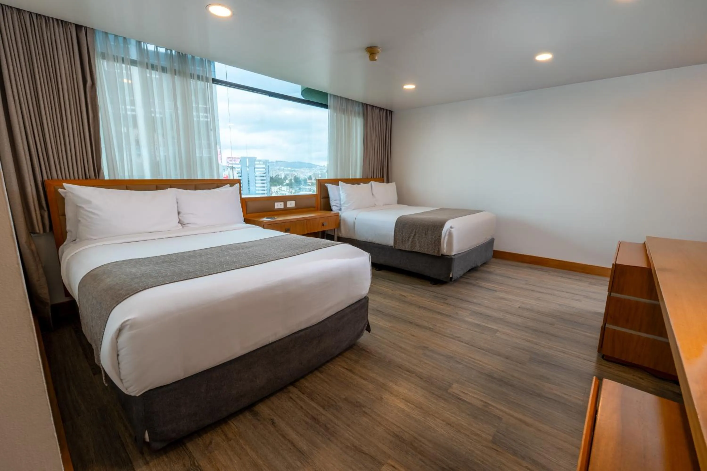 Bed in Wyndham Garden Quito