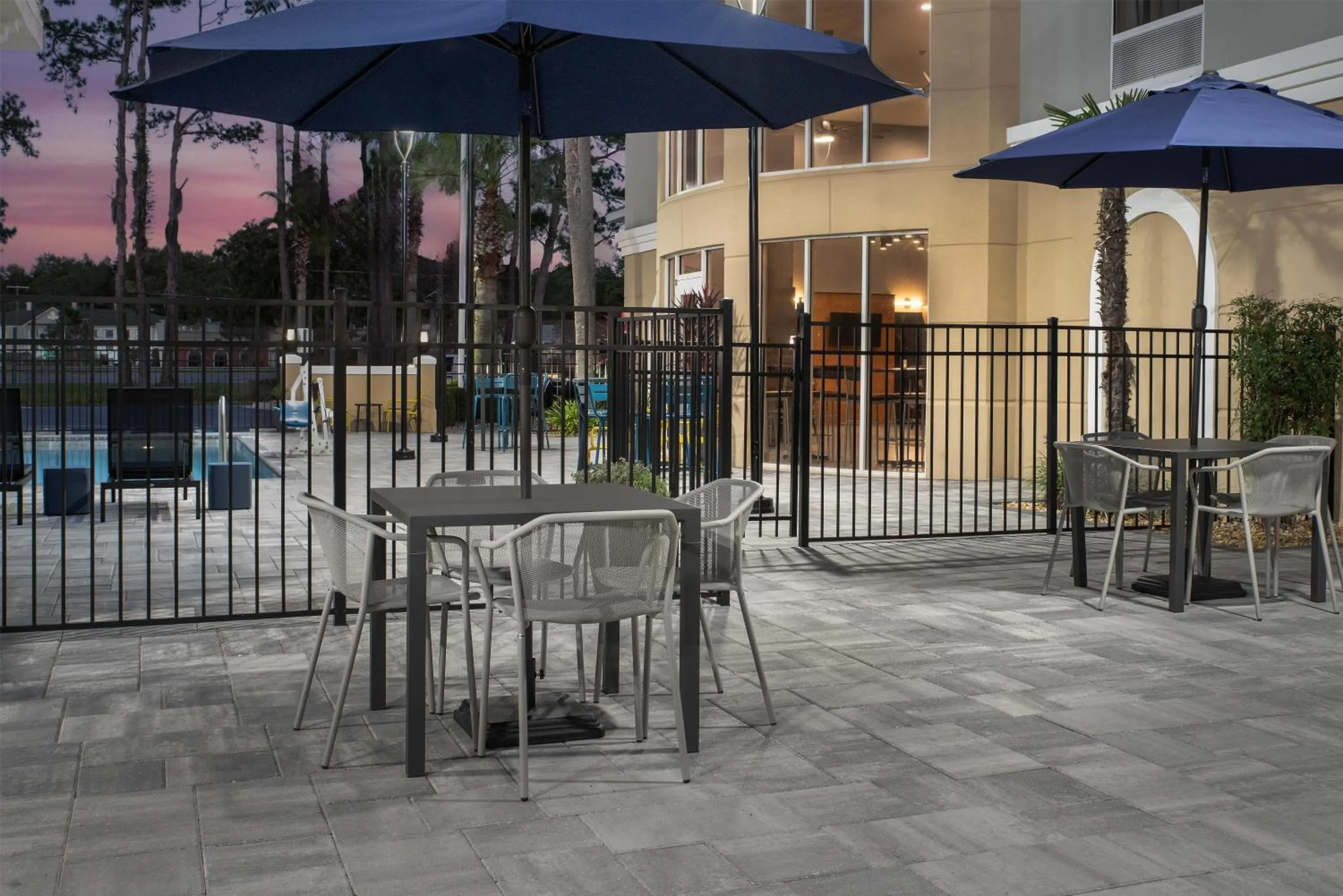 Patio in Hampton Inn & Suites Lake City