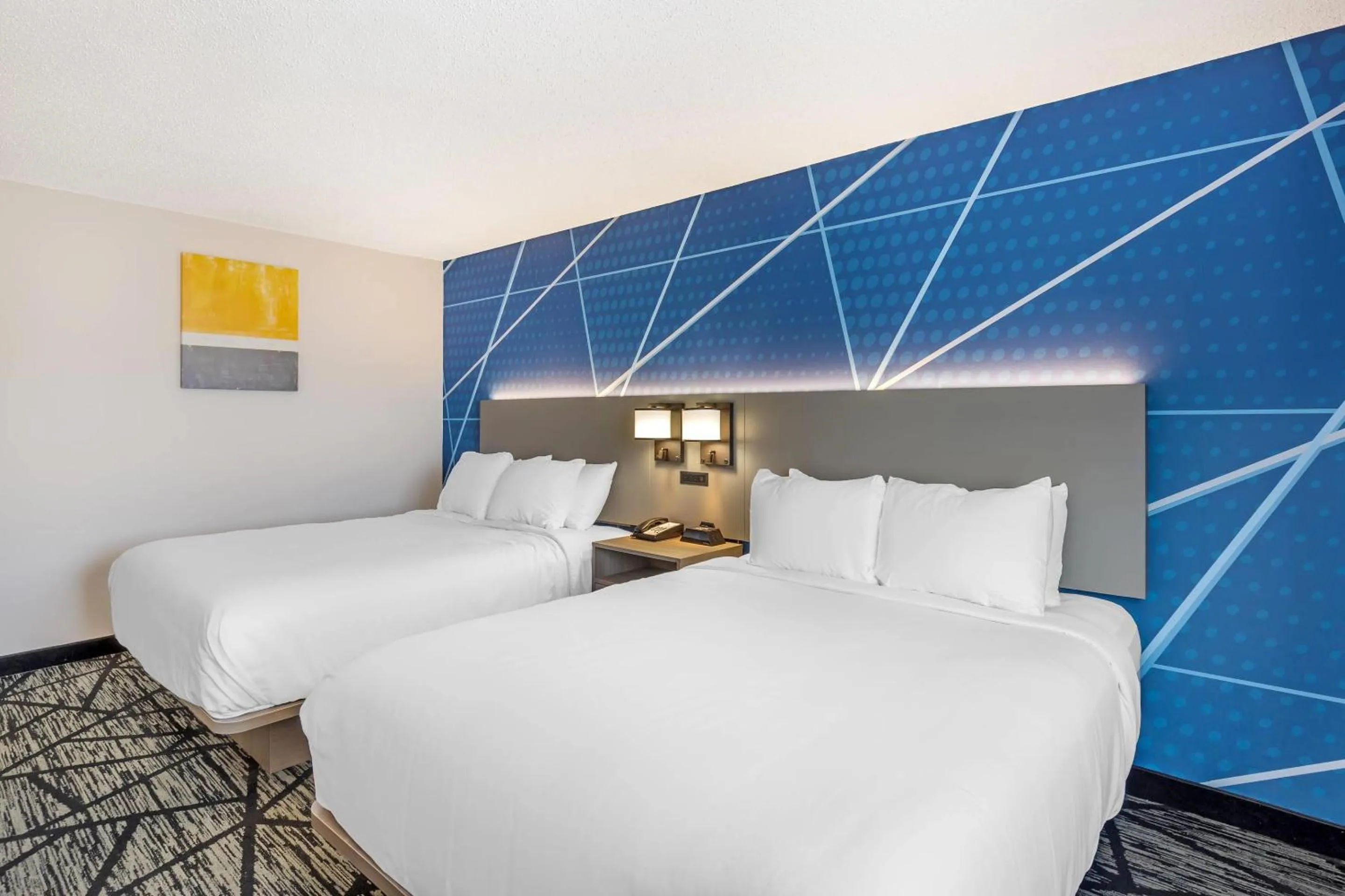 Bedroom in Comfort Inn Davenport East - Bettendorf