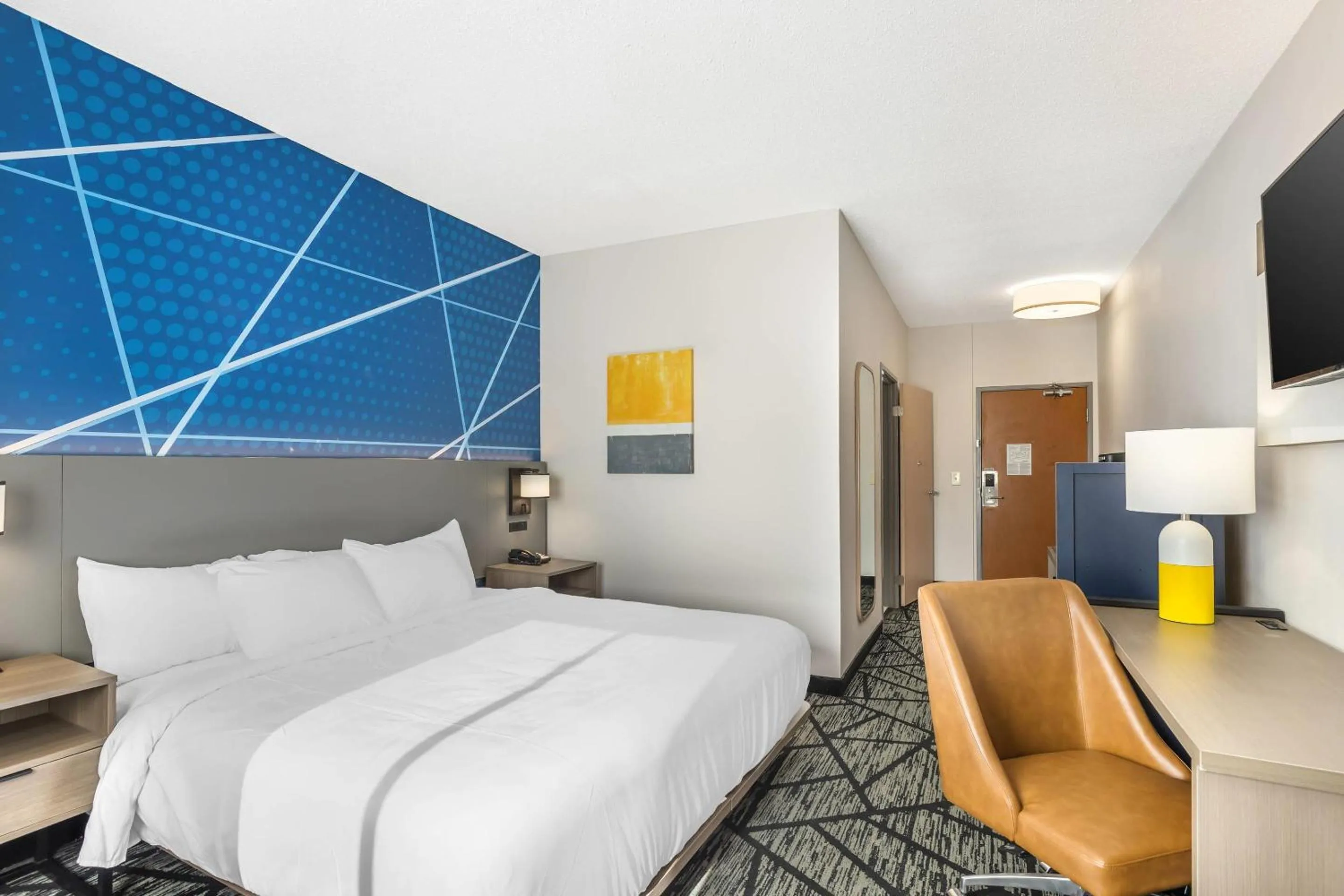 Bedroom in Comfort Inn Davenport East - Bettendorf