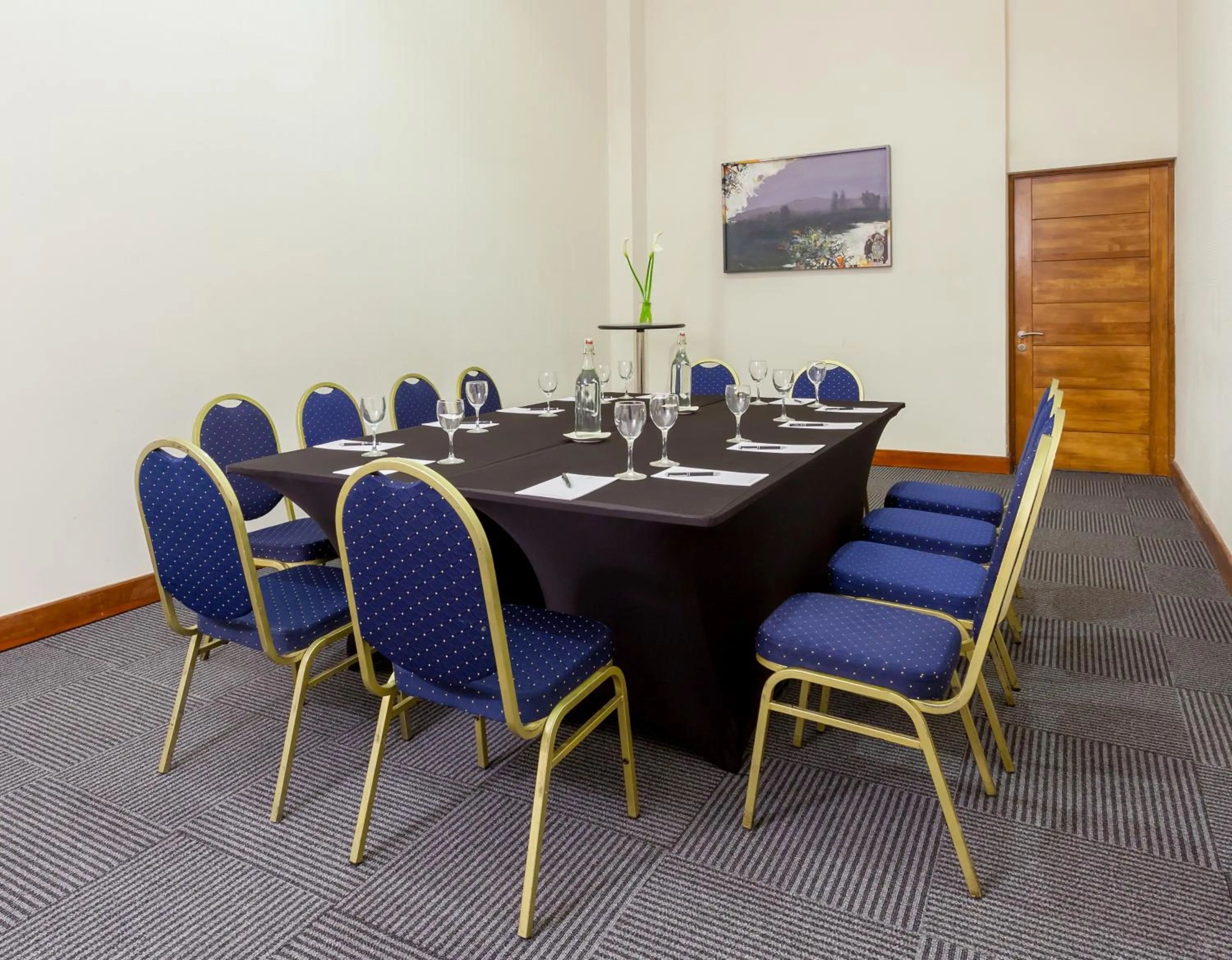 Business facilities in MDS Hotel Concepción