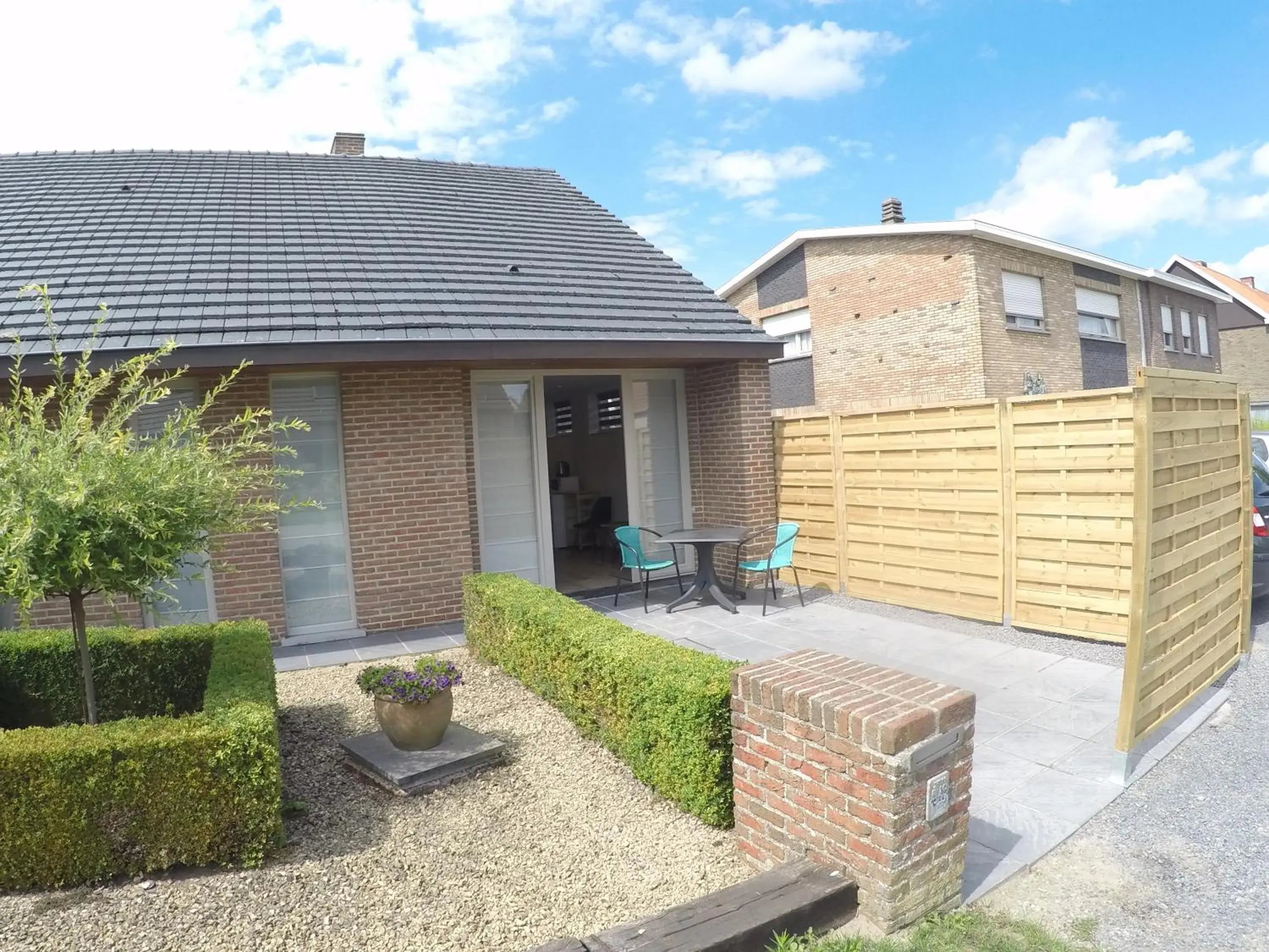 Deluxe Double Room with Shower in Le Lendemain Deluxe Double Room with Shower in Le Lendemain