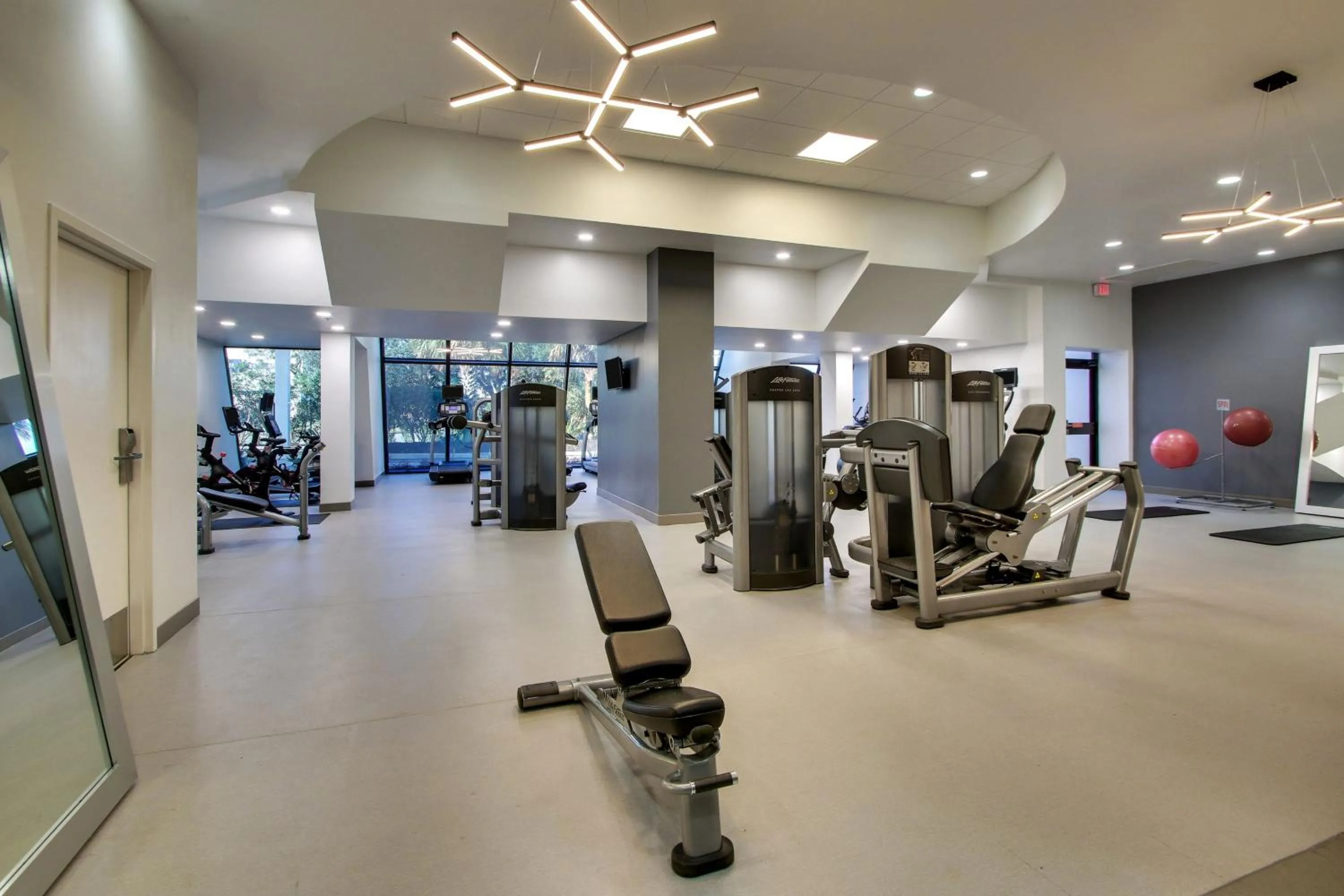 Fitness centre/facilities in Mobile Marriott
