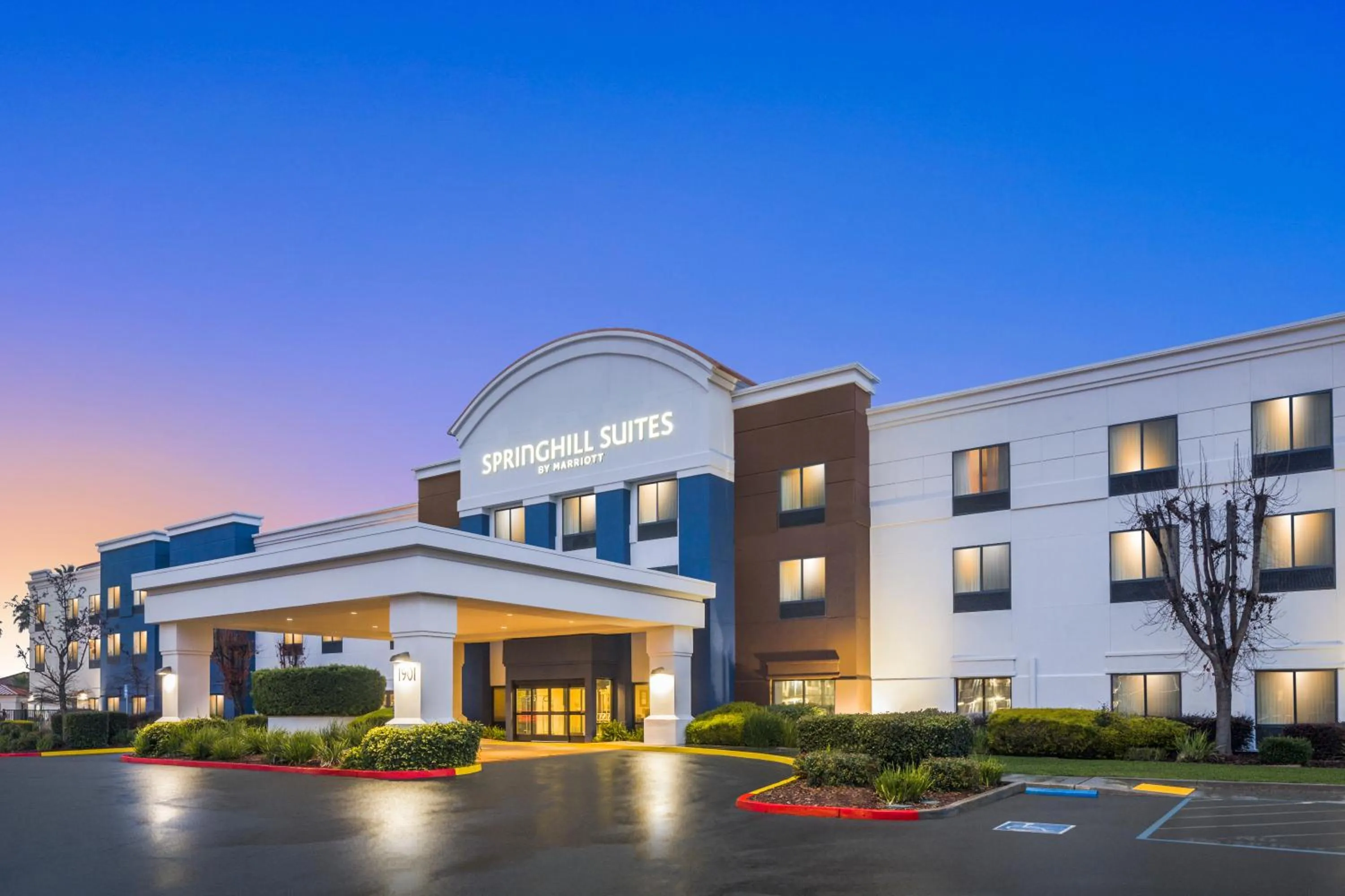 Property building in SpringHill Suites by Marriott Modesto