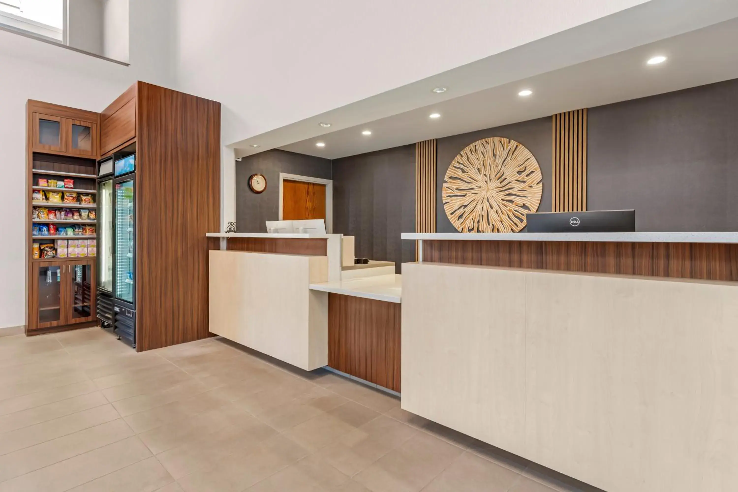 Lobby or reception in Country Inn & Suites by Radisson, Modesto-Salida Lobby or reception in Country Inn & Suites by Radisson, Modesto-Salida