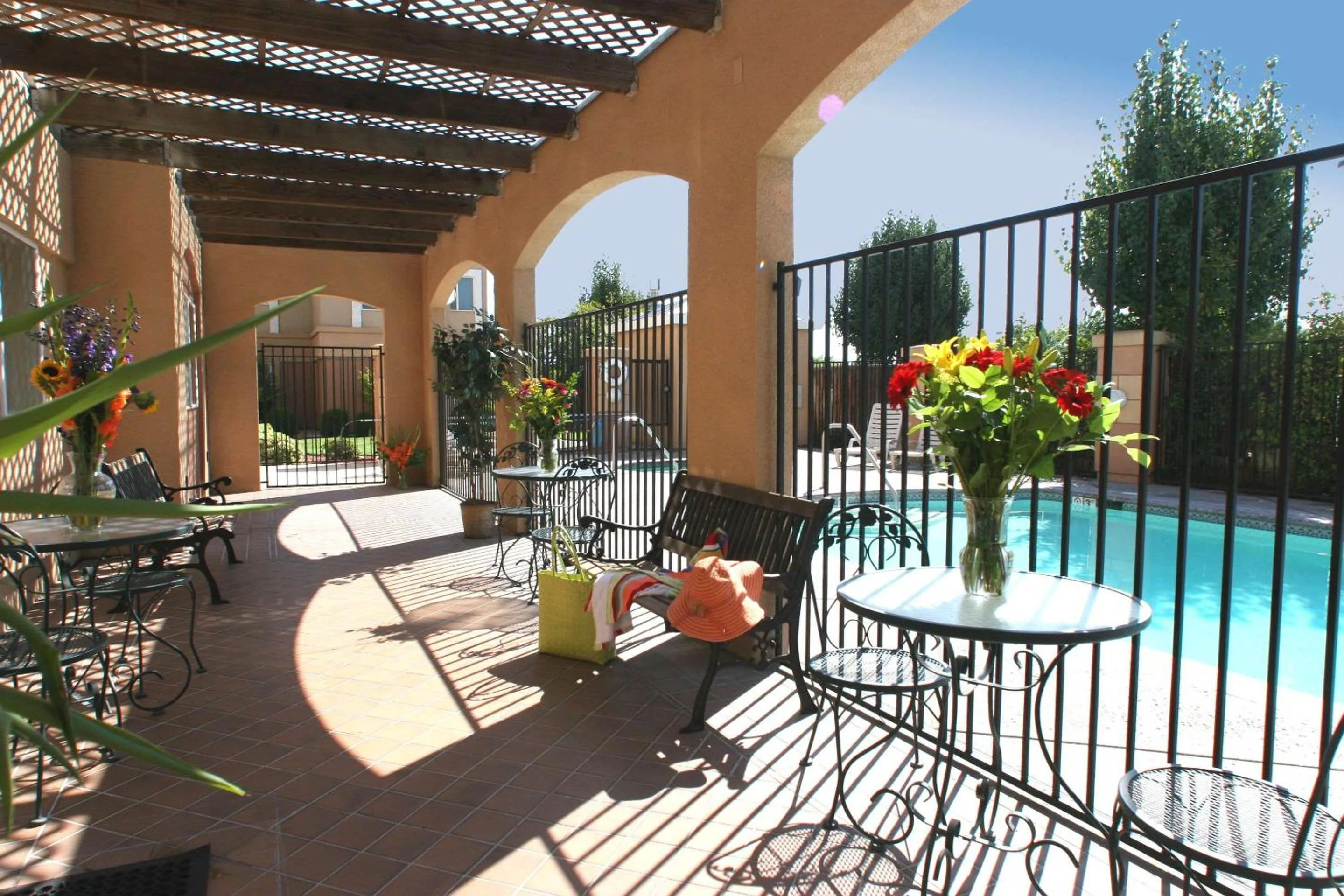 Swimming pool in Fairfield Inn & Suites Modesto