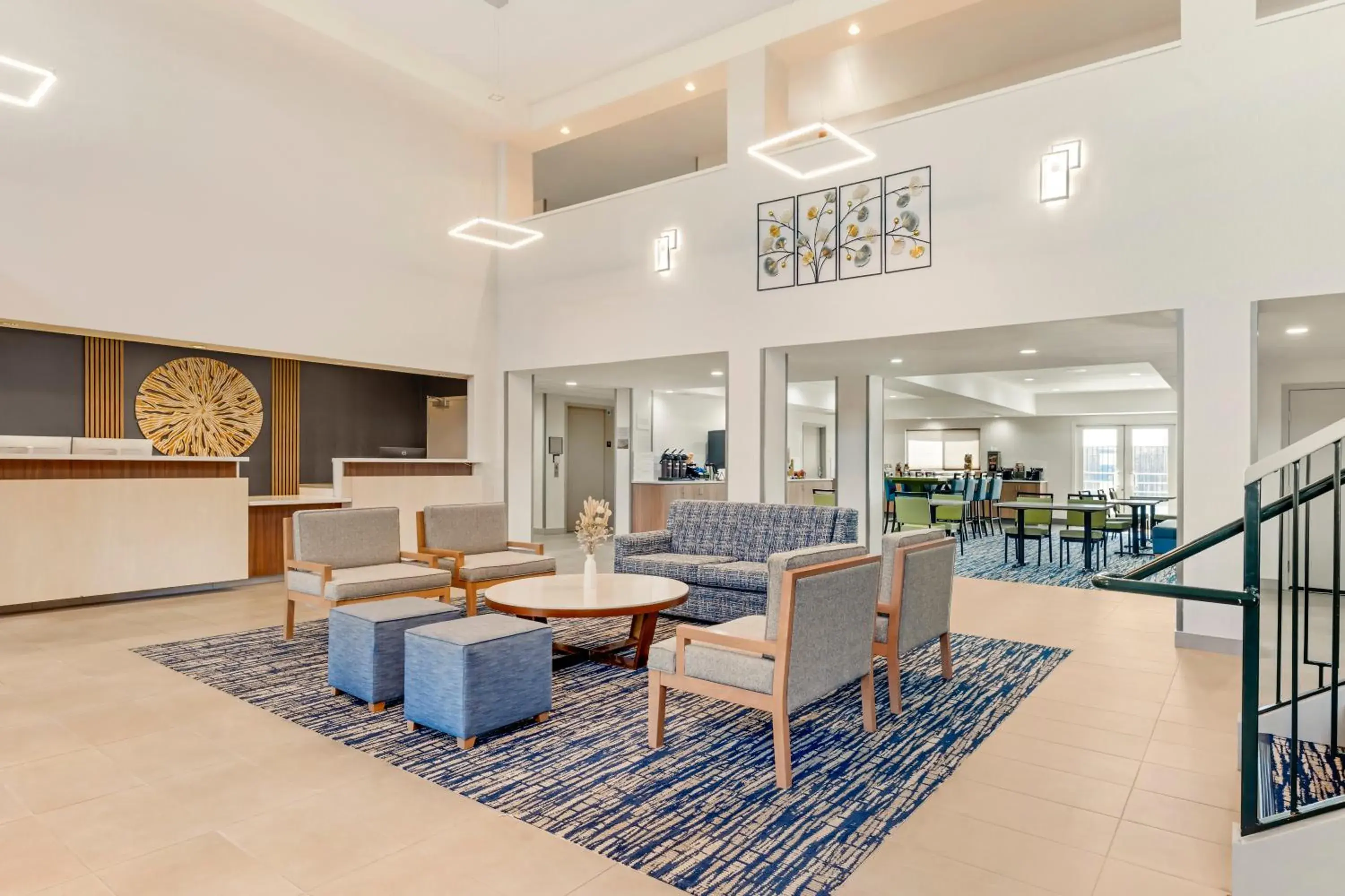 Lobby or reception in Country Inn & Suites by Radisson, Modesto-Salida Lobby or reception in Country Inn & Suites by Radisson, Modesto-Salida