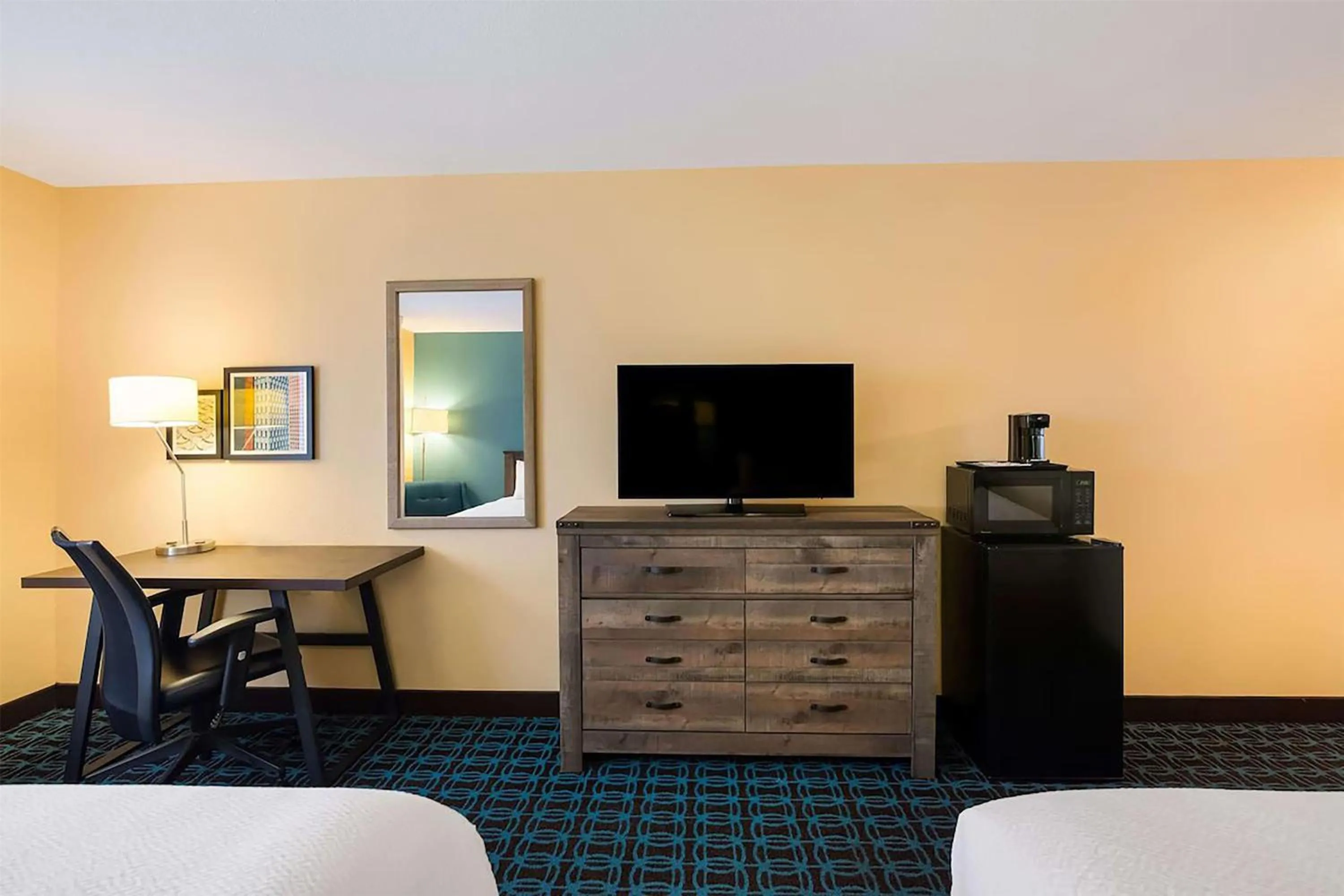 Photo of the whole room, Bed in AmericInn by Wyndham Minot