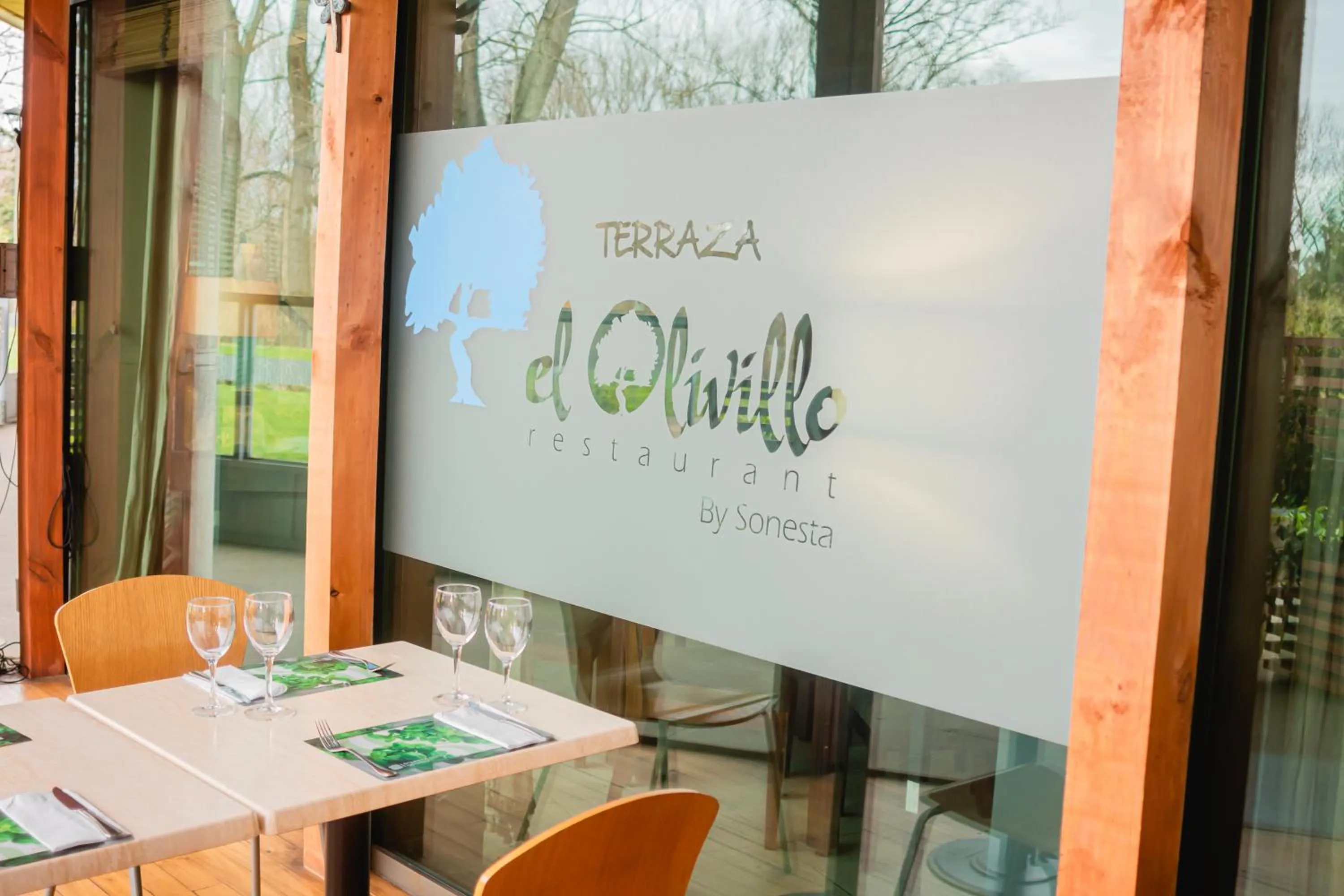 Restaurant/places to eat in Sonesta Hotel Osorno