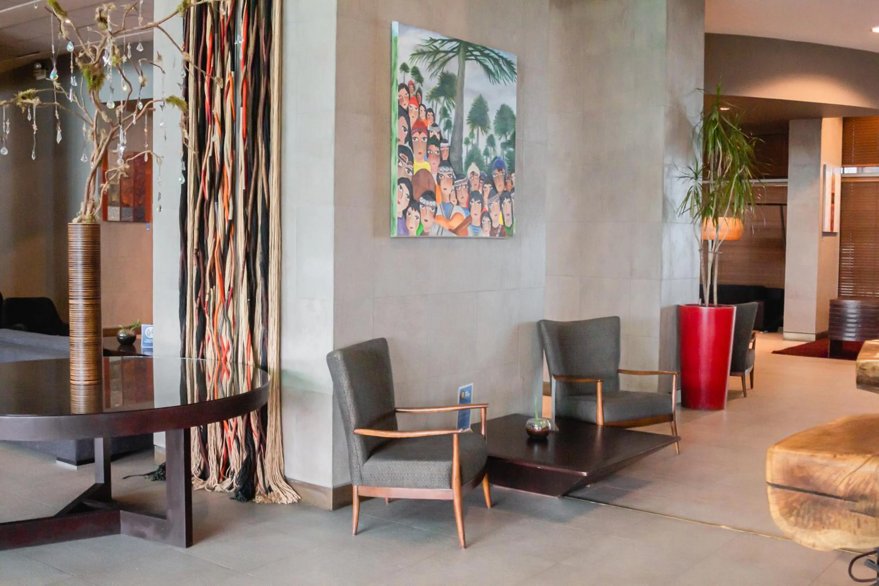 Living room in Sonesta Hotel Osorno