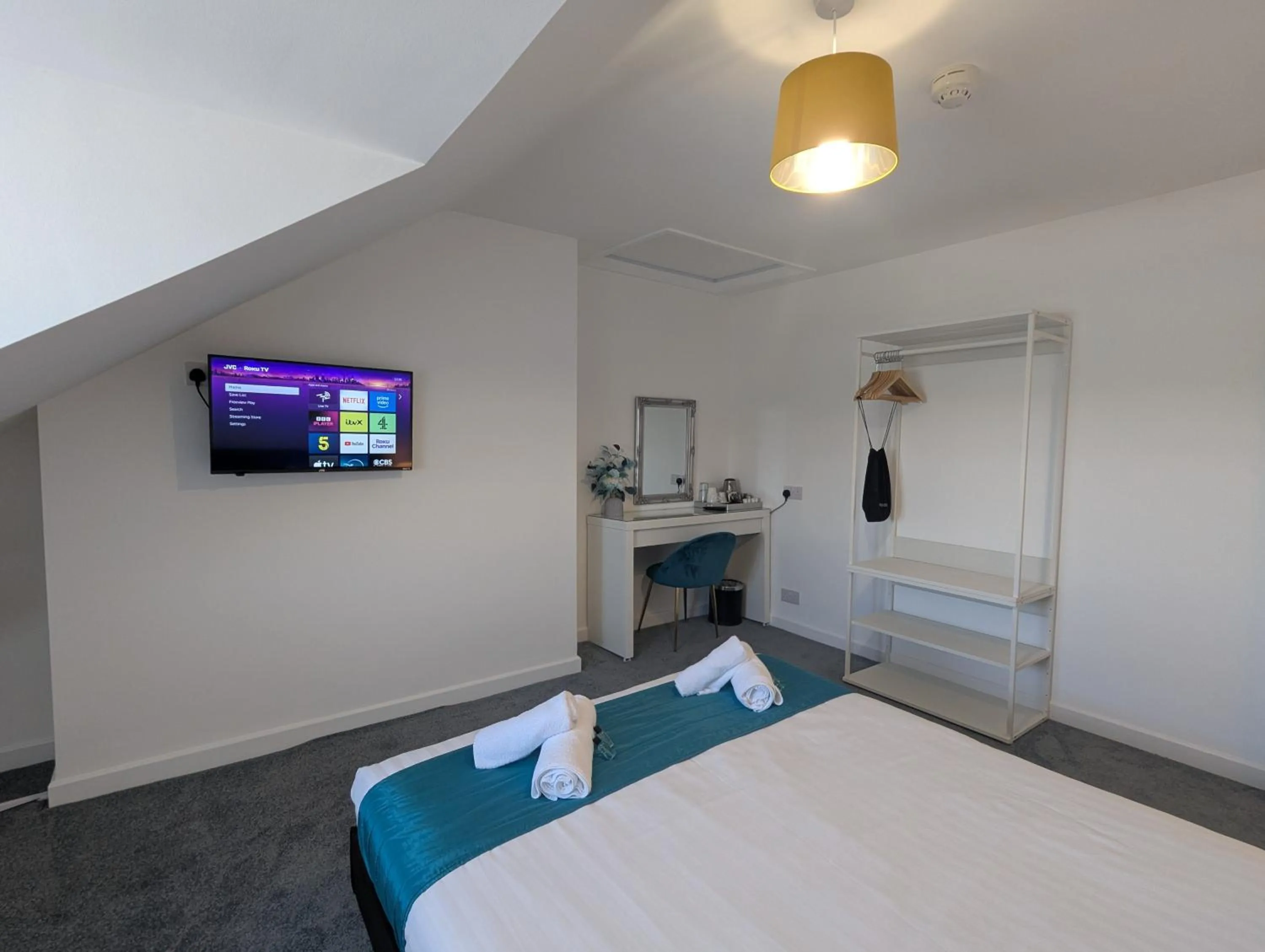 Bed in Acqua Beach Weymouth