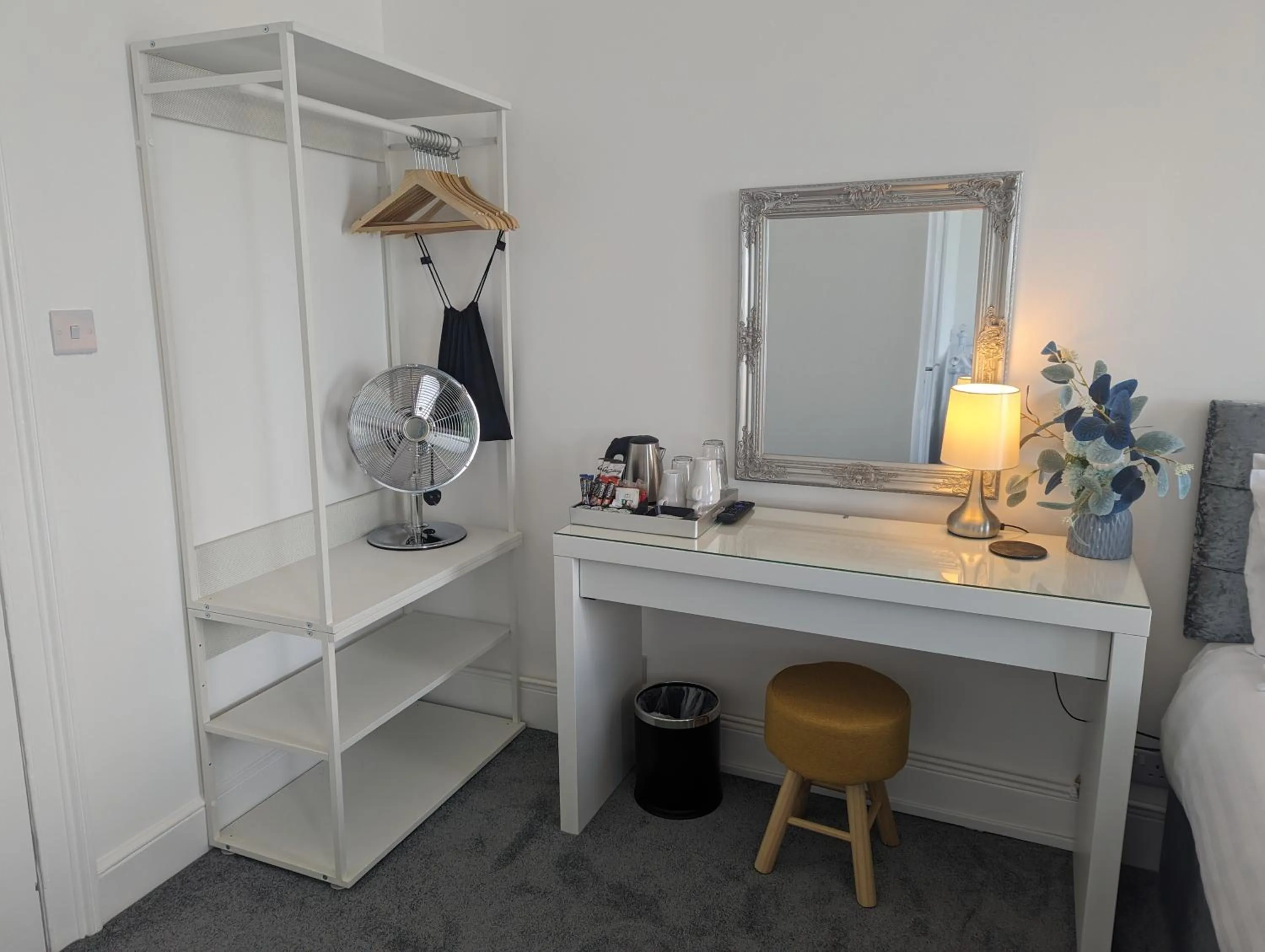 Coffee/tea facilities in Acqua Beach Weymouth