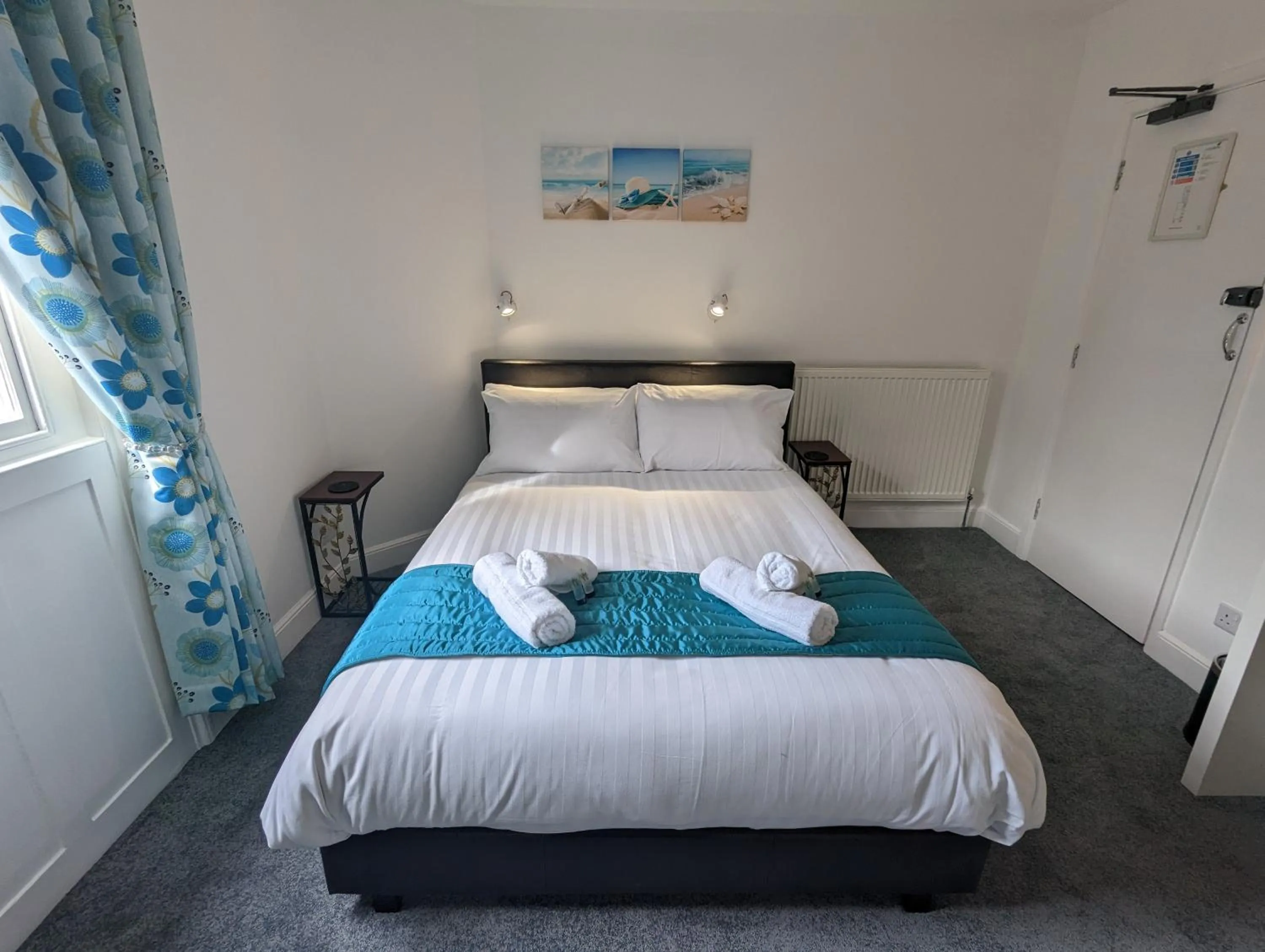 Bed in Acqua Beach Weymouth