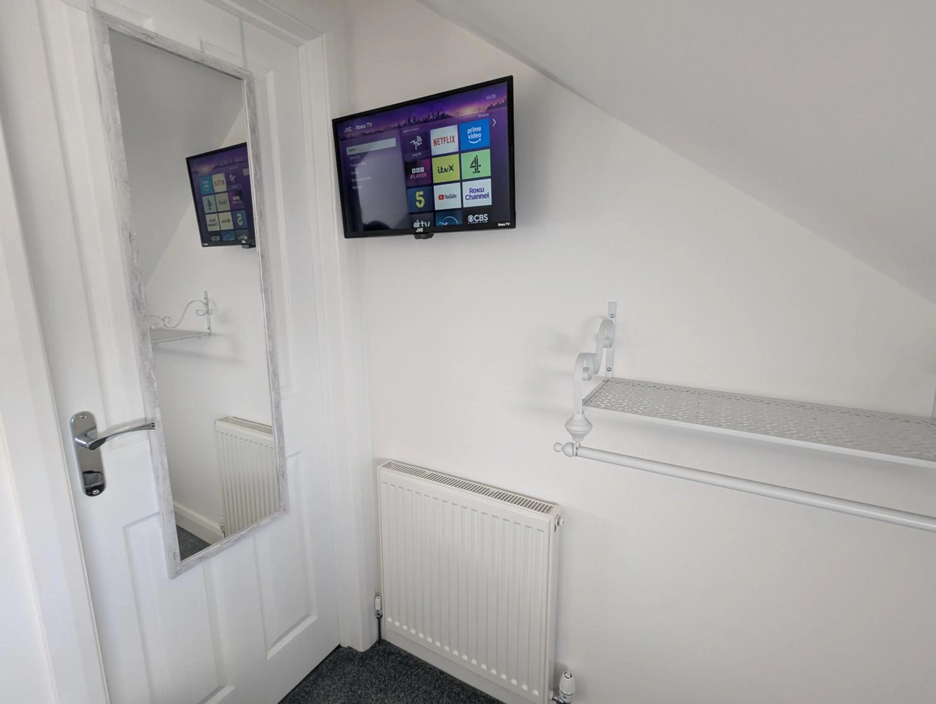 TV and multimedia in Acqua Beach Weymouth