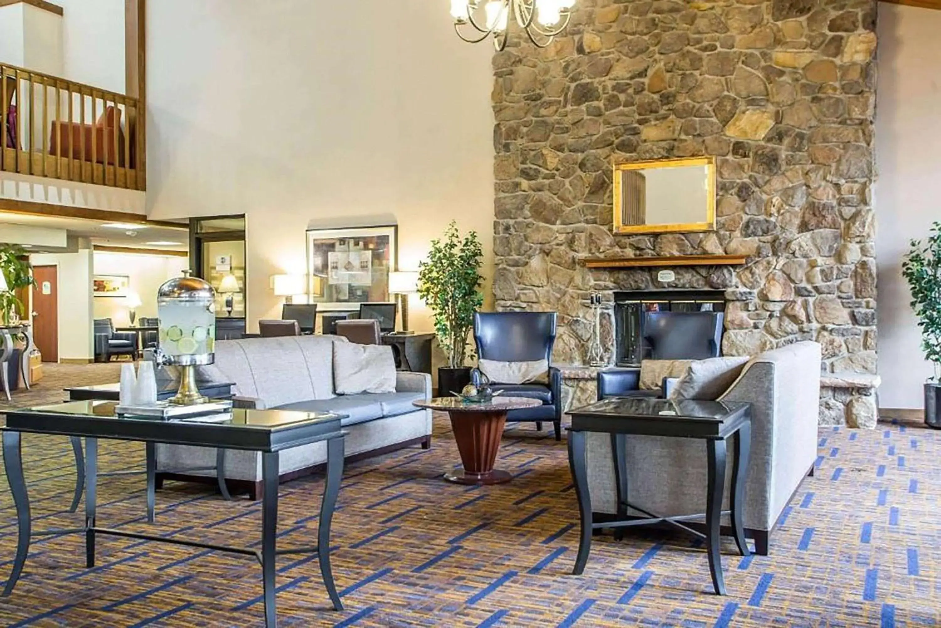 Lobby or reception in Clarion Inn Lobby or reception in Clarion Inn