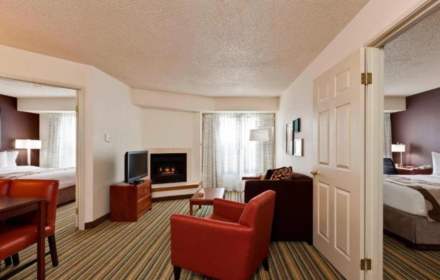 Living room, Bed in Residence Inn Merrillville