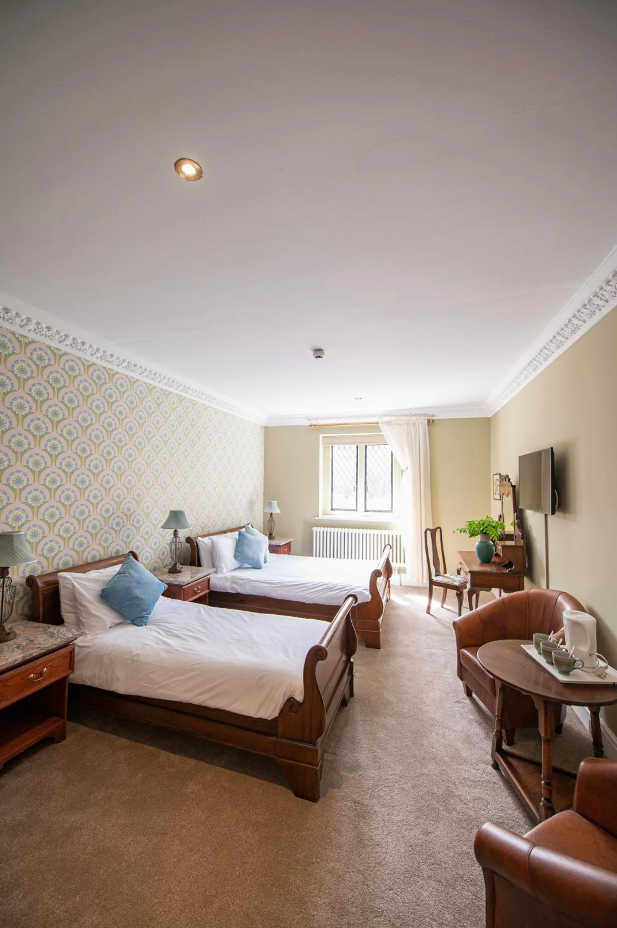 Property building in Miskin Manor Hotel