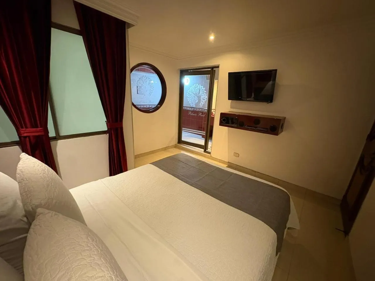 Bed in Lavid Hotel Palacio Real