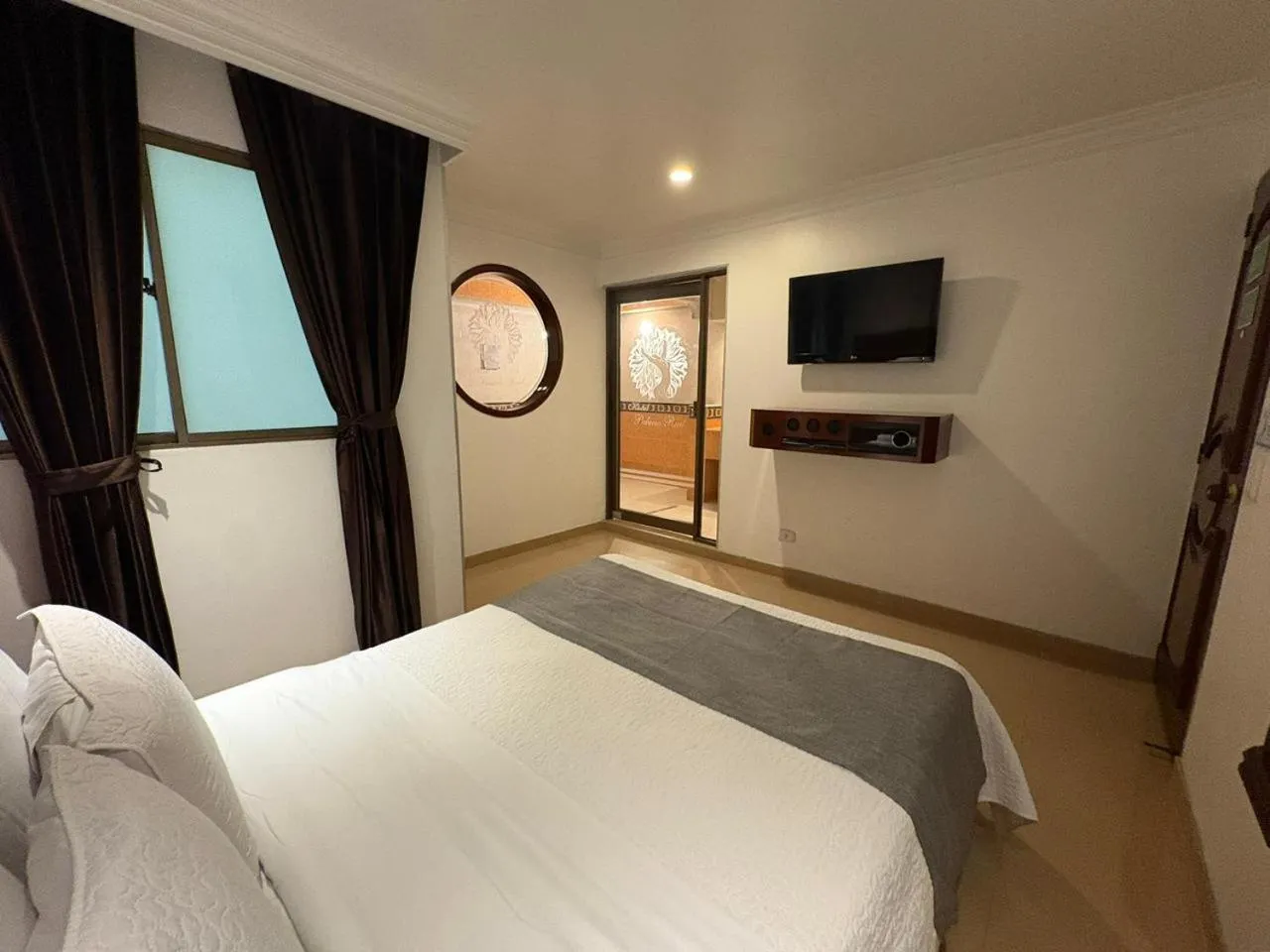 Bed in Lavid Hotel Palacio Real