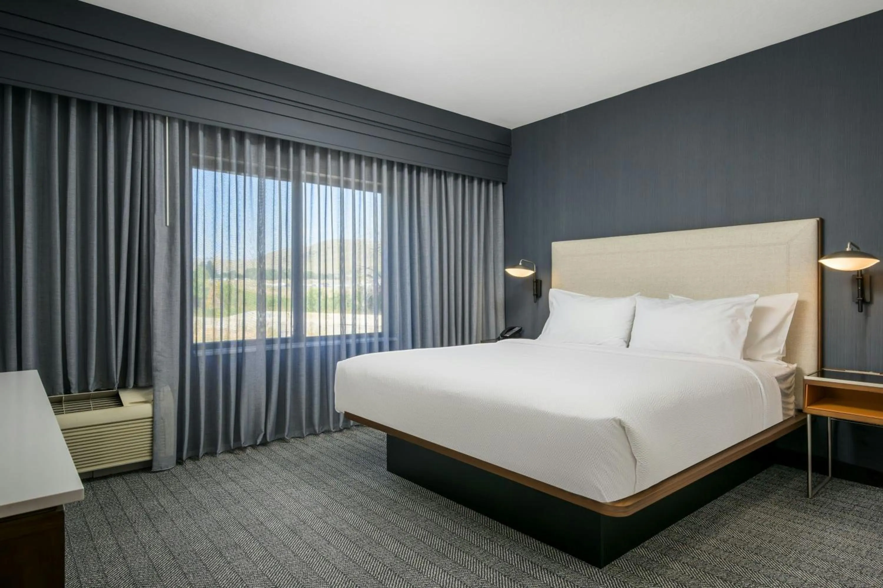 Bedroom, Bed in Courtyard Missoula