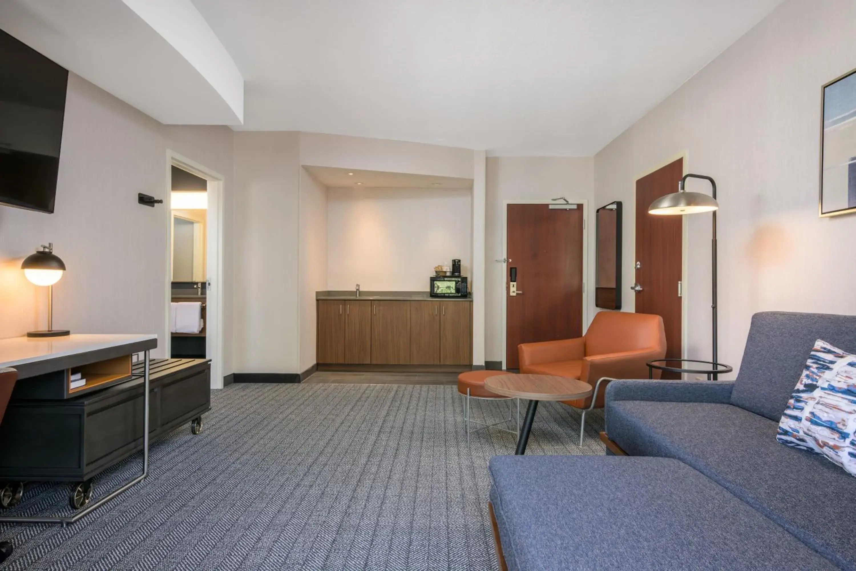 Living room in Courtyard Missoula Living room in Courtyard Missoula