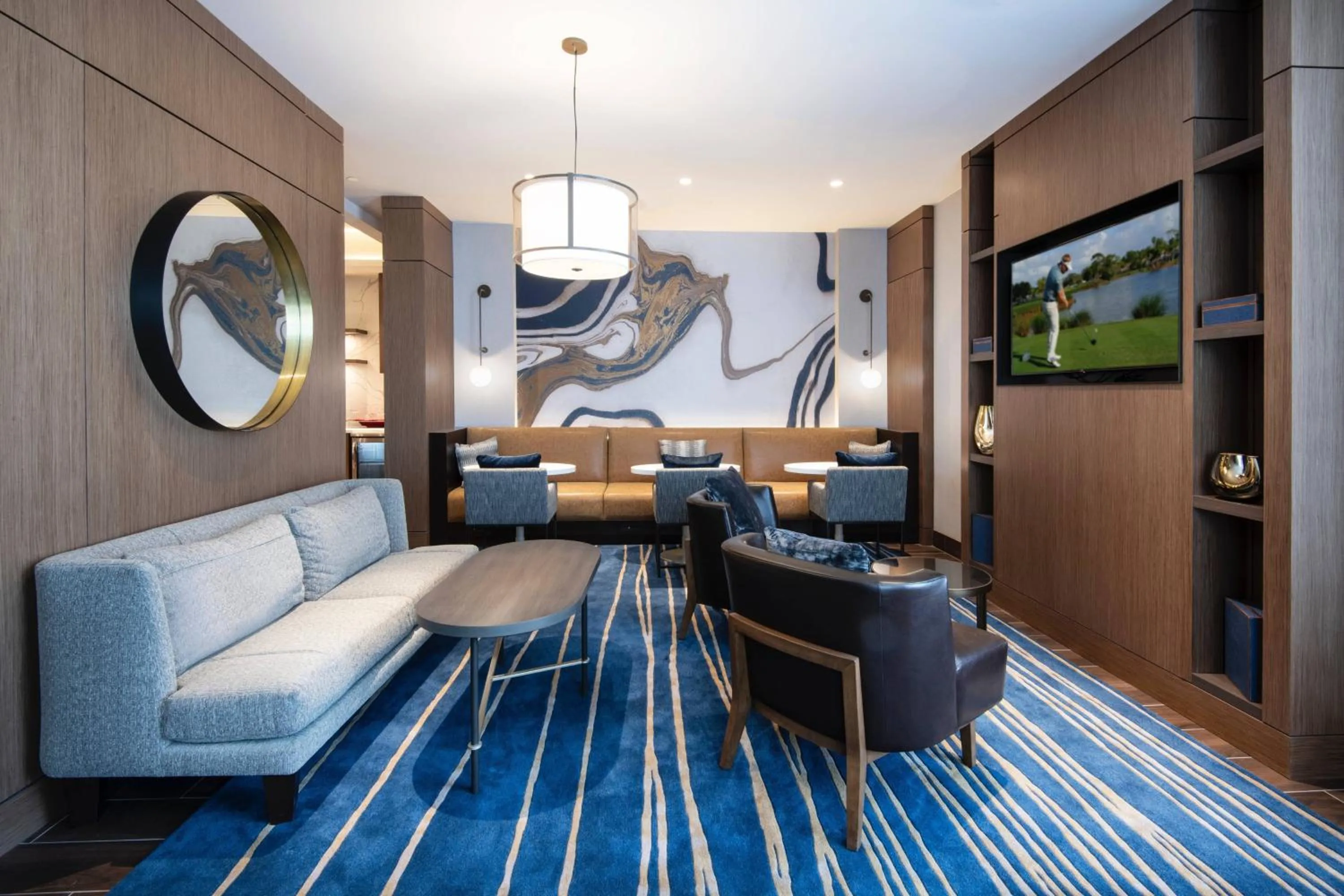 Lounge or bar in Madison Marriott West