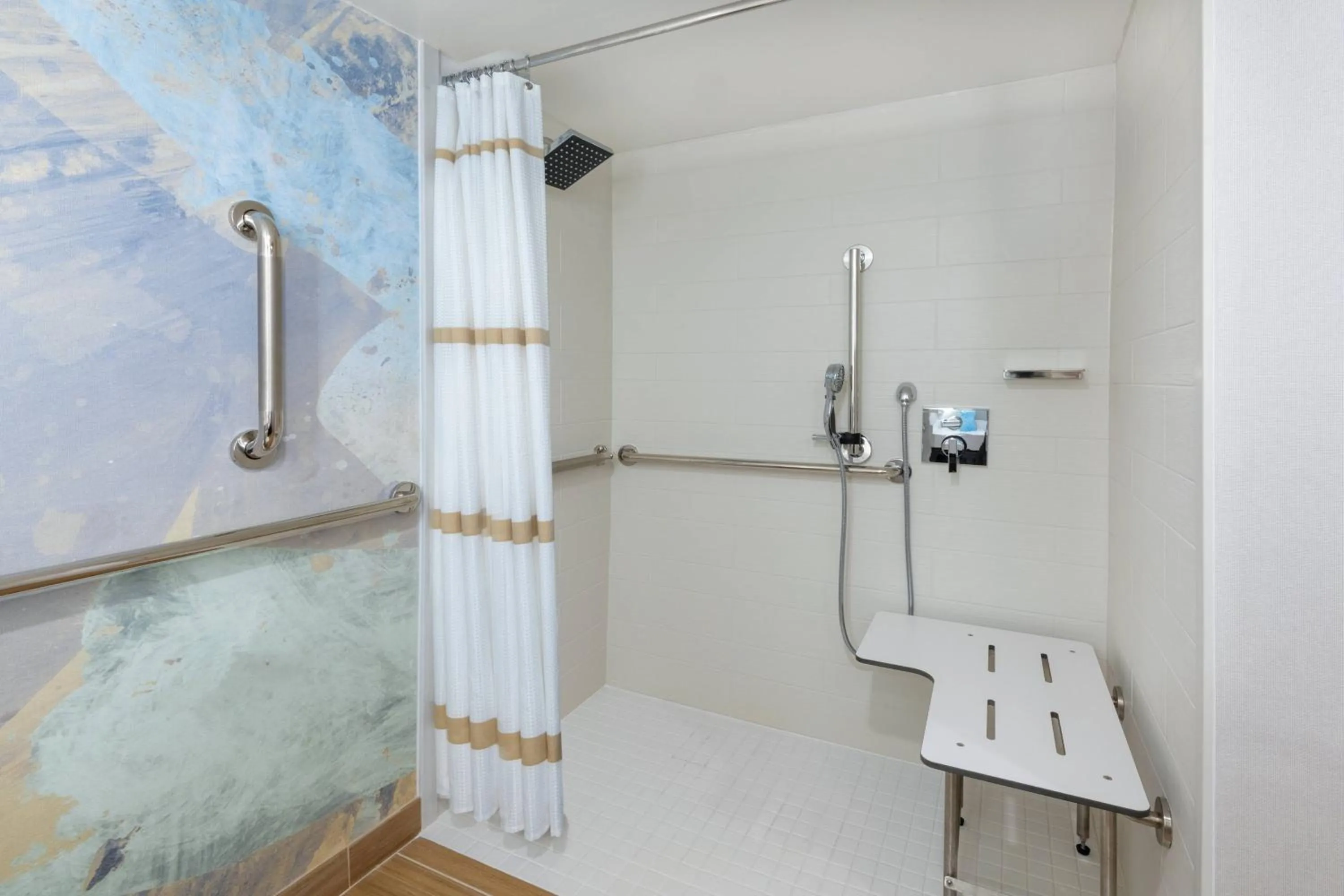 Bathroom in Madison Marriott West