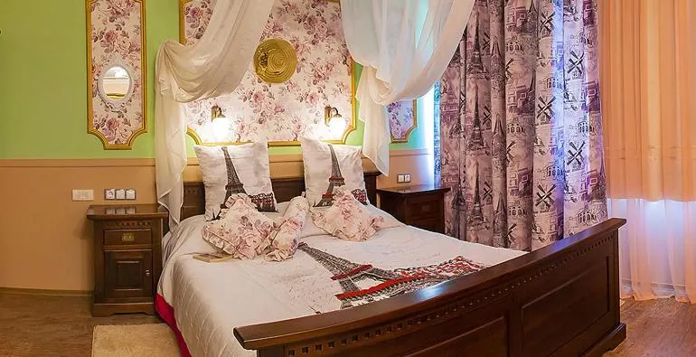 Photo of the whole room, Bed in Diplomat Plaza Hotel & Resort