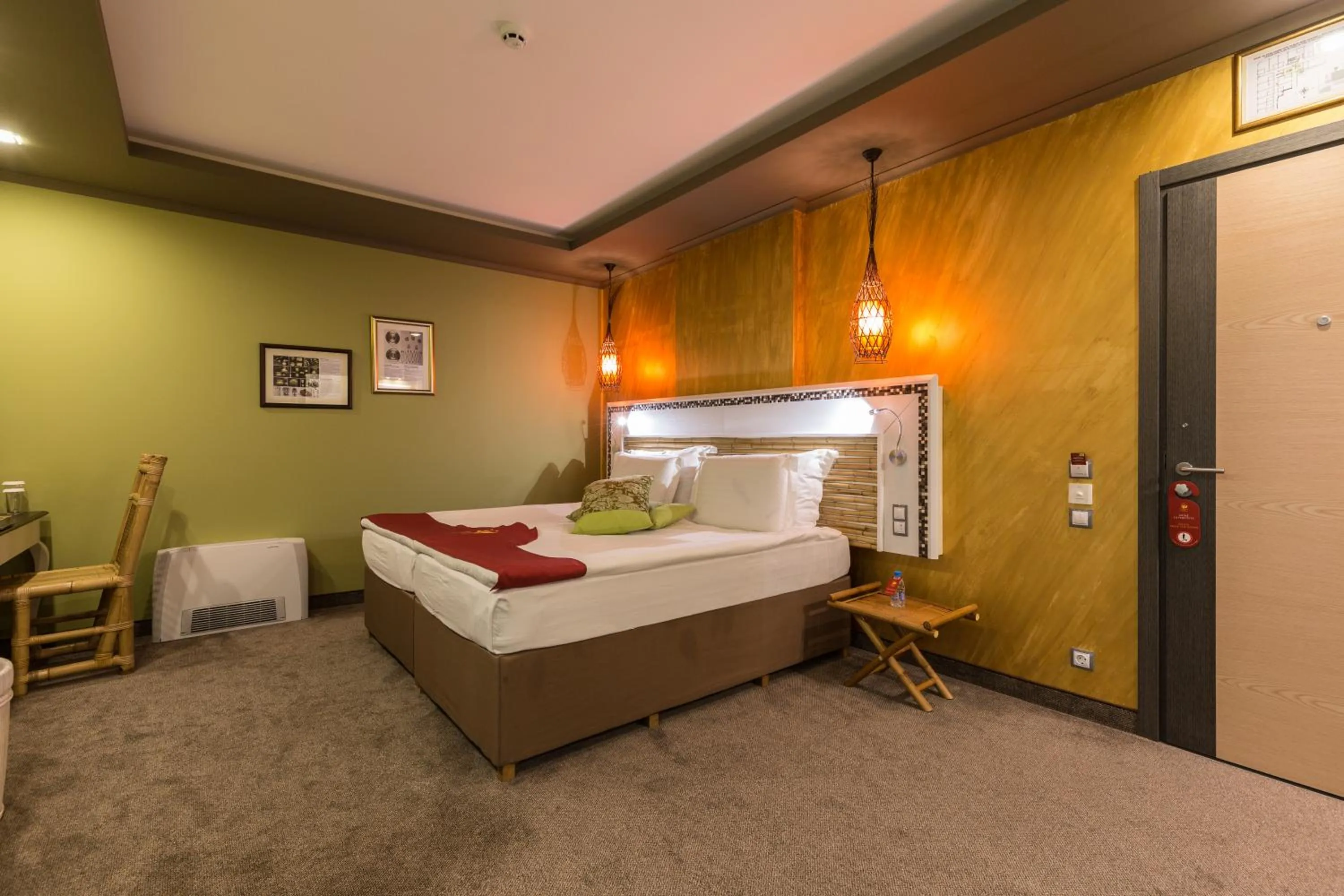 Photo of the whole room, Bed in Diplomat Plaza Hotel & Resort