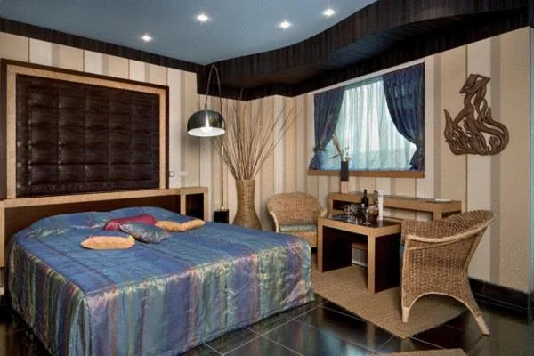 Photo of the whole room, Bed in Diplomat Plaza Hotel & Resort