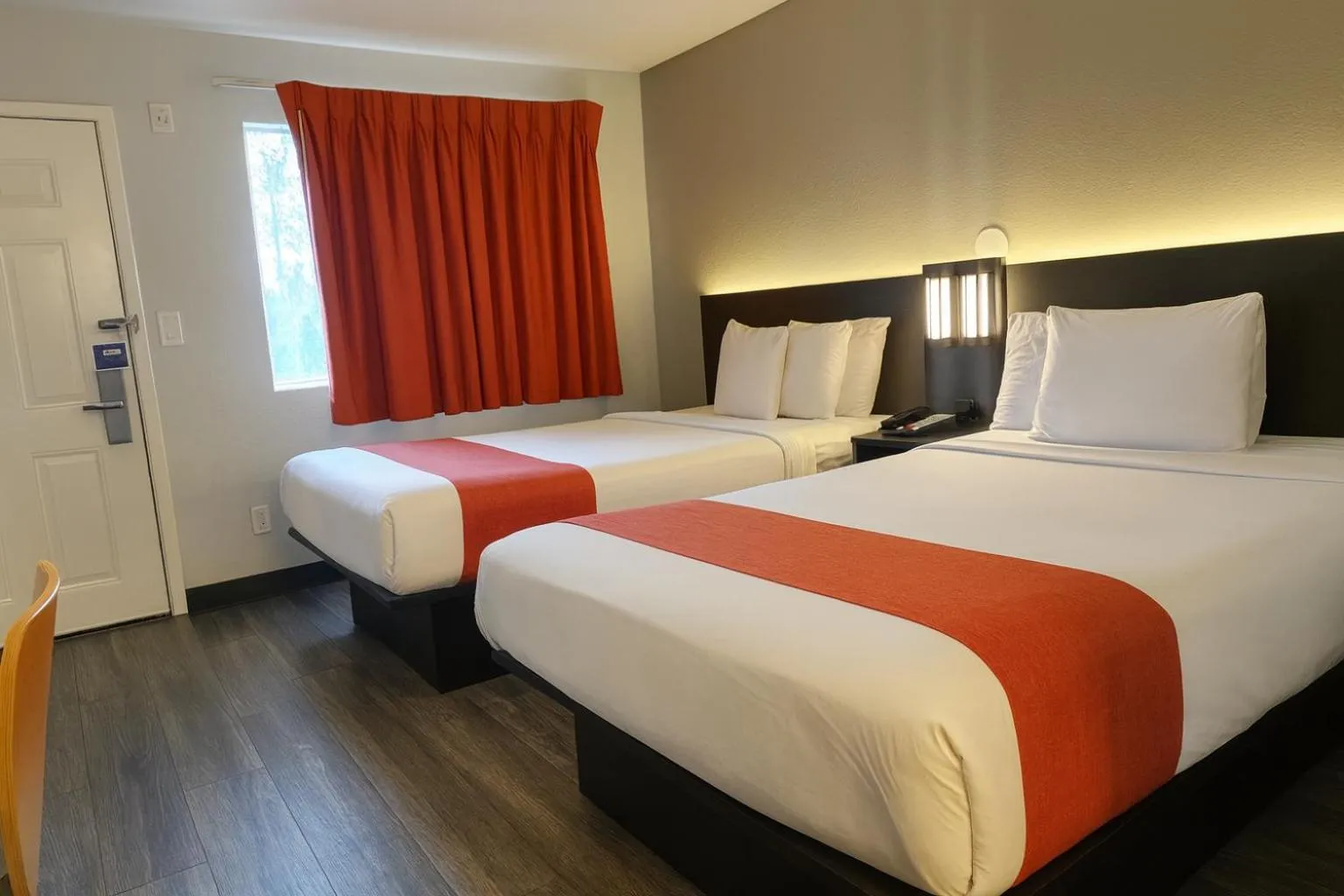 Bed in Motel 6-Roseville, MN - Minneapolis North