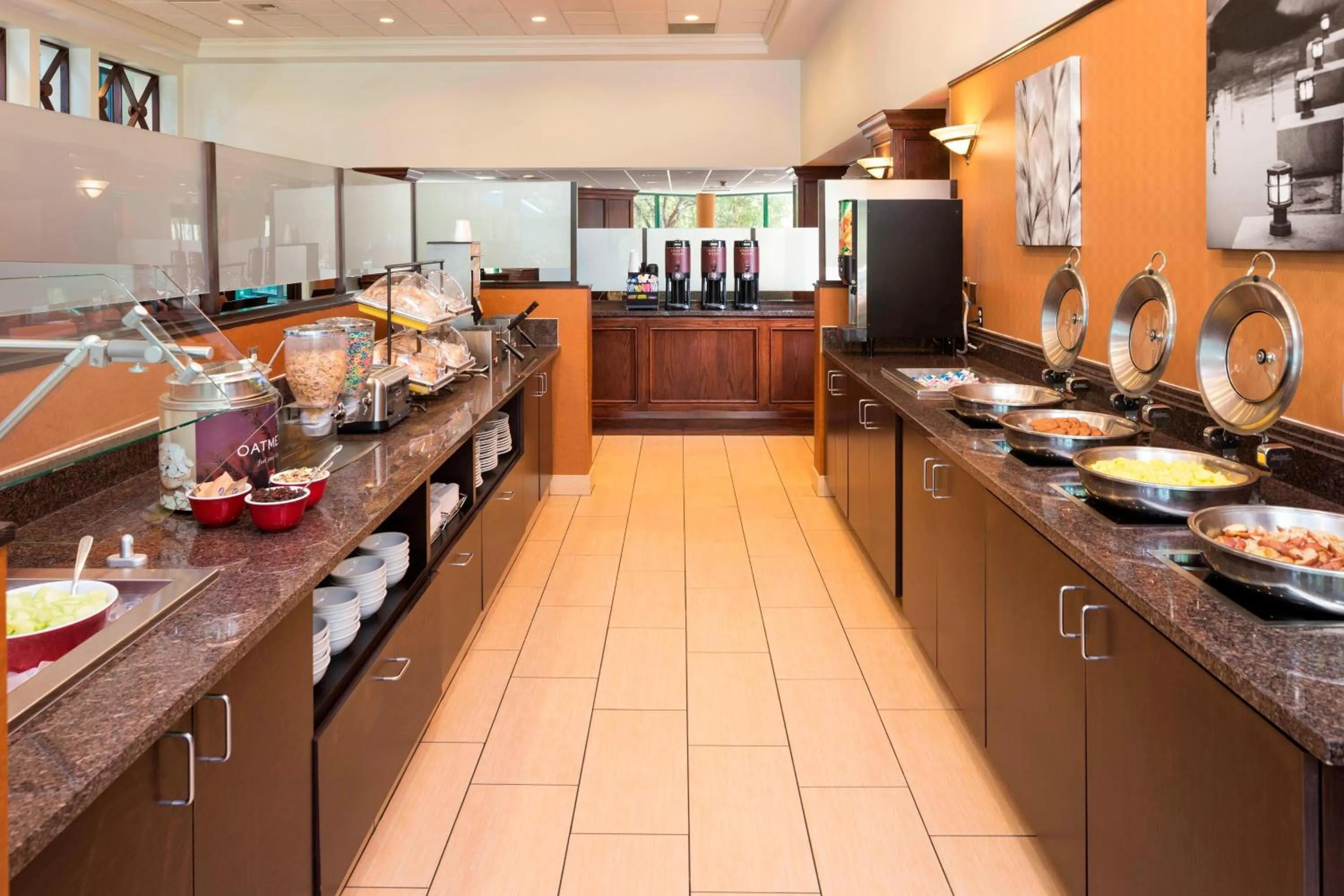 Breakfast in Residence Inn by Marriott Minneapolis Edina