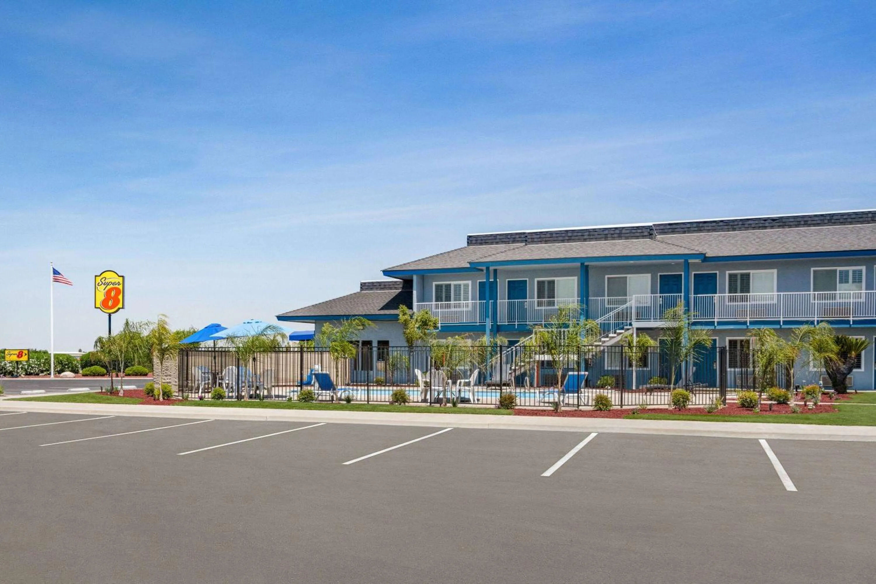 Property building in Super 8 by Wyndham Lindsay Olive Tree