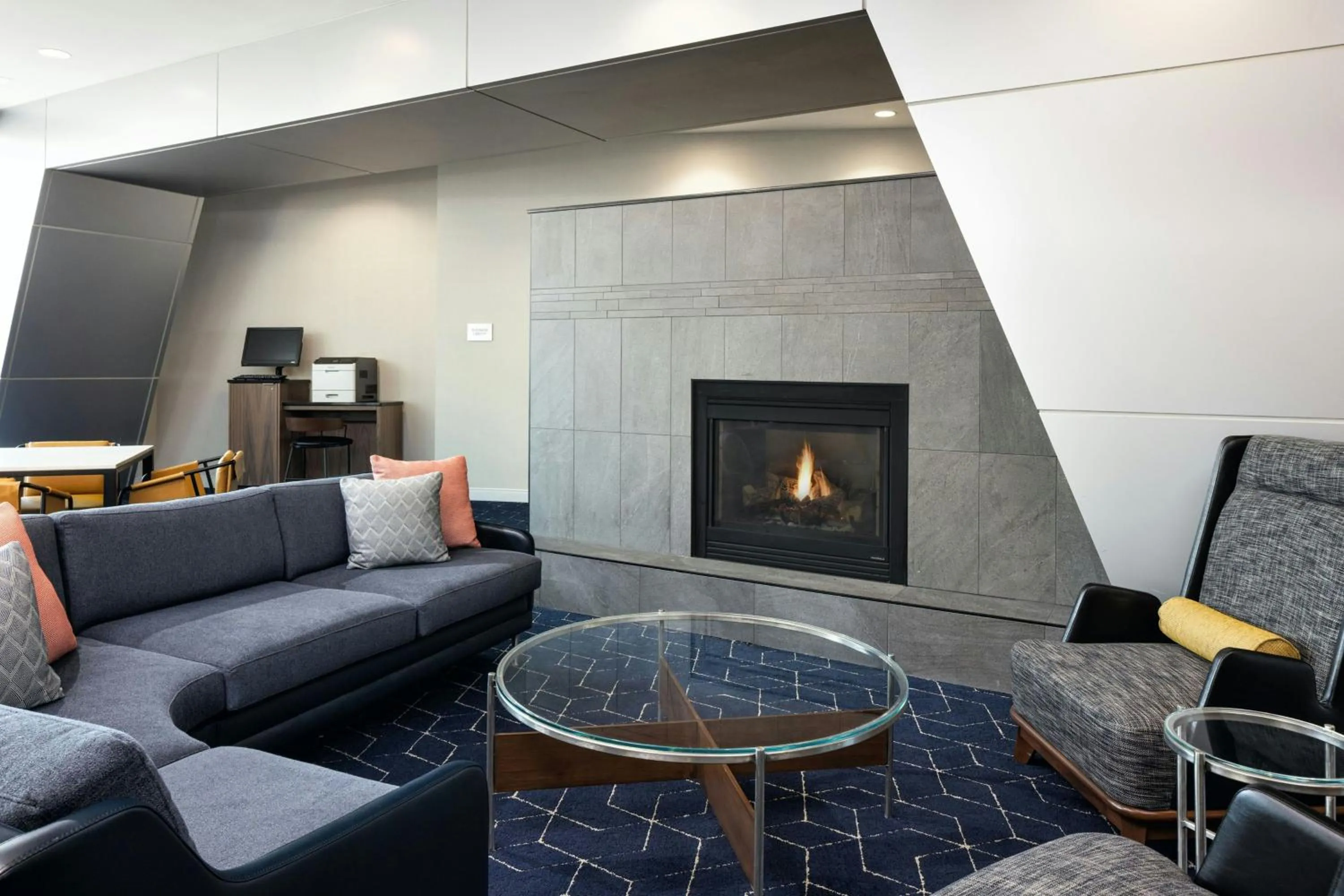 Lobby or reception in Courtyard Minneapolis Maple Grove Arbor Lakes