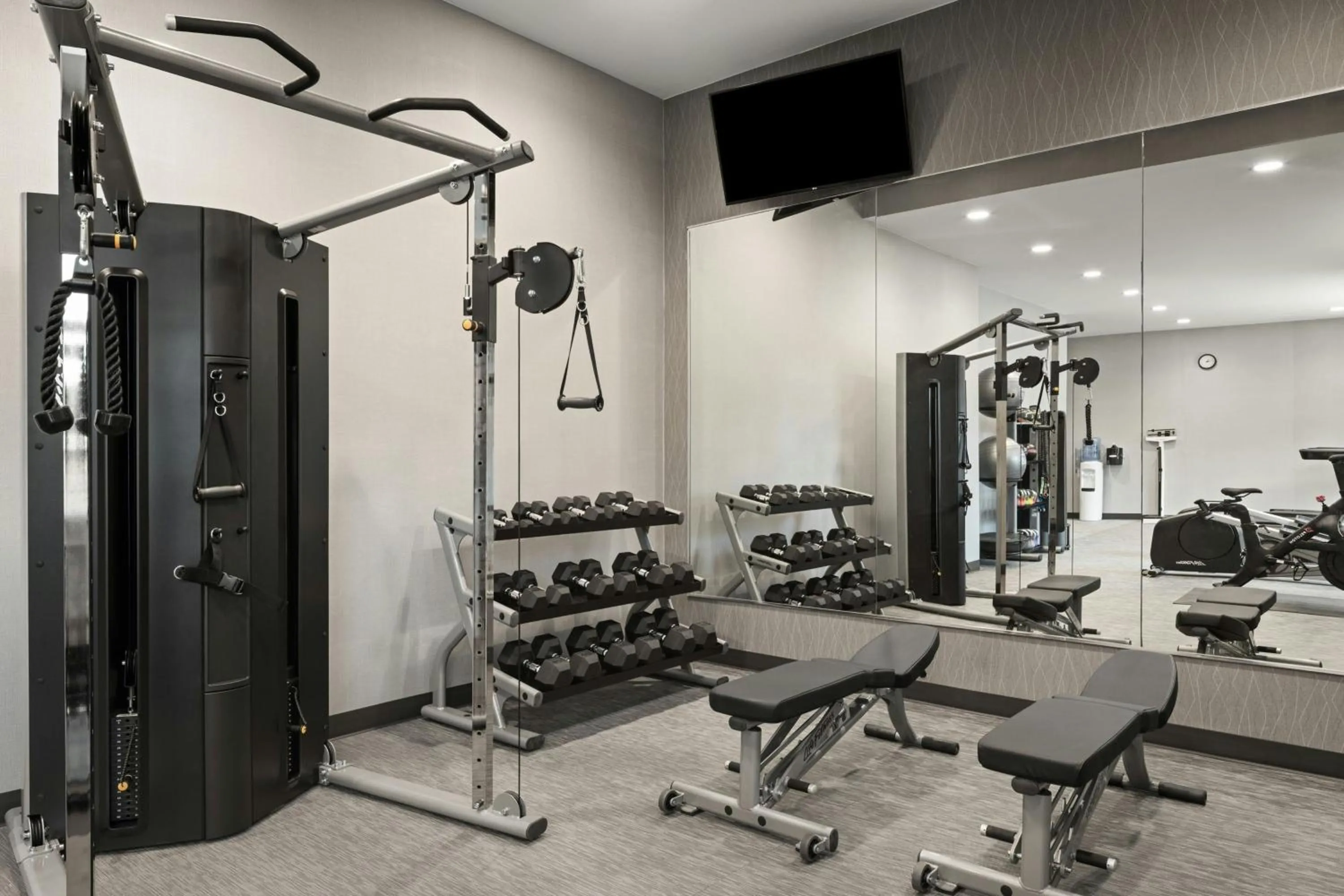 Fitness centre/facilities in Courtyard Minneapolis Maple Grove Arbor Lakes