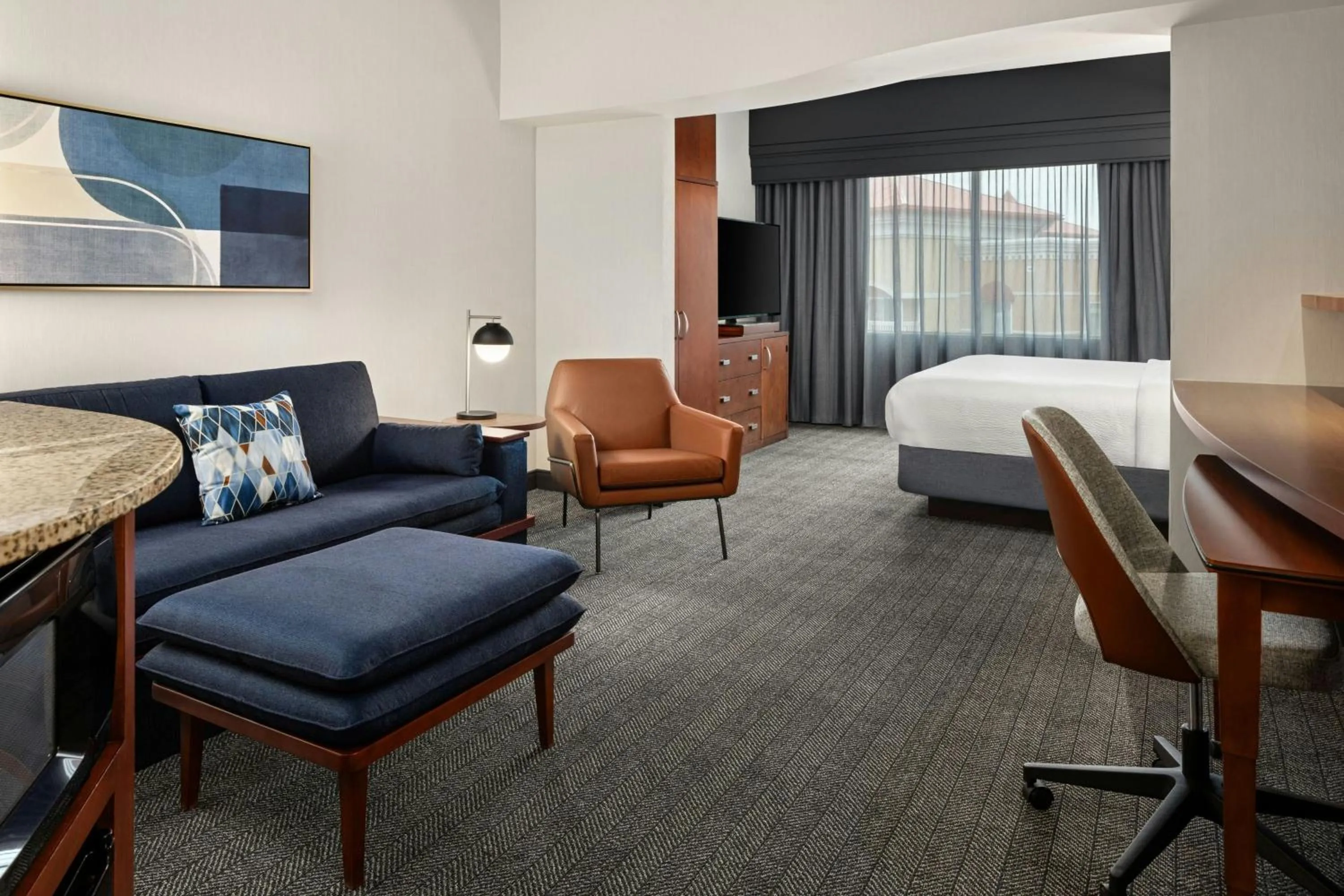 Photo of the whole room in Courtyard Minneapolis Maple Grove Arbor Lakes