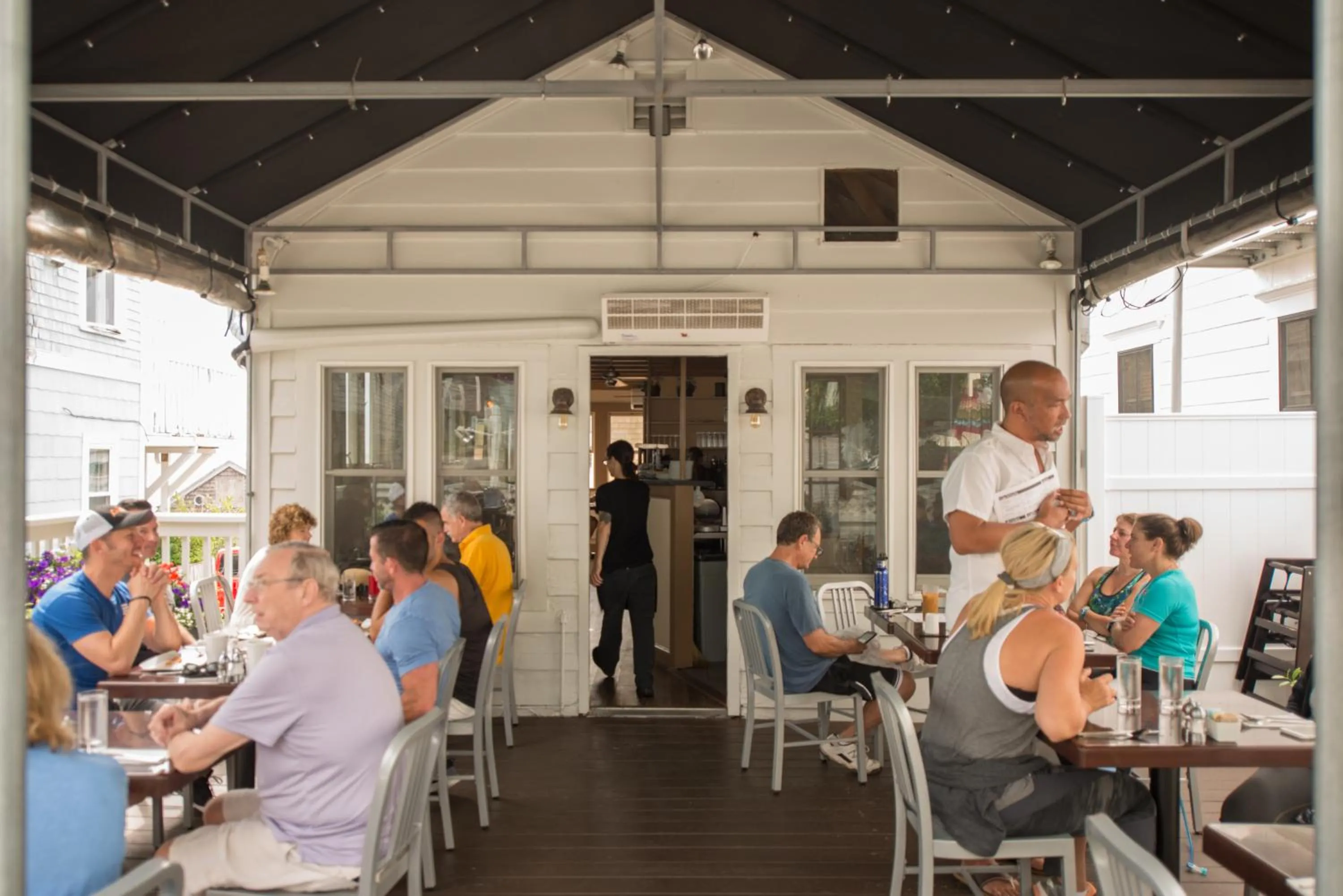 8 Dyer Hotel