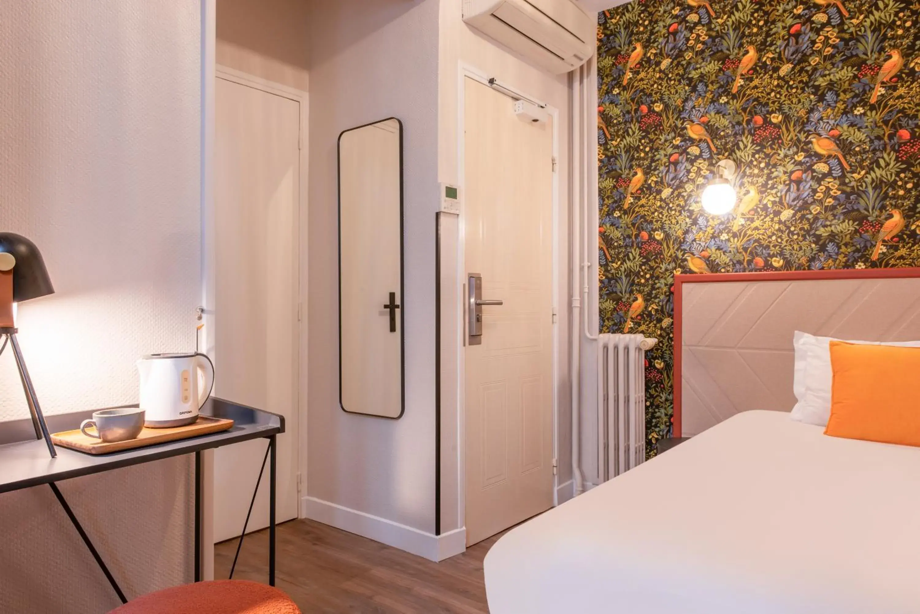 Bedroom, Bed in Hôtel Coypel by Magna Arbor Bedroom, Bed in Hôtel Coypel by Magna Arbor