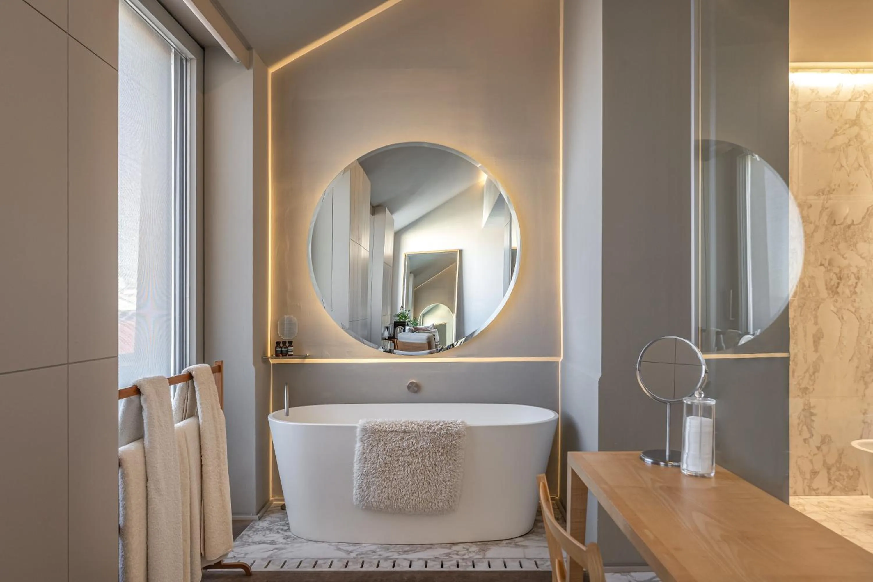 Bath in Verride Palácio Santa Catarina