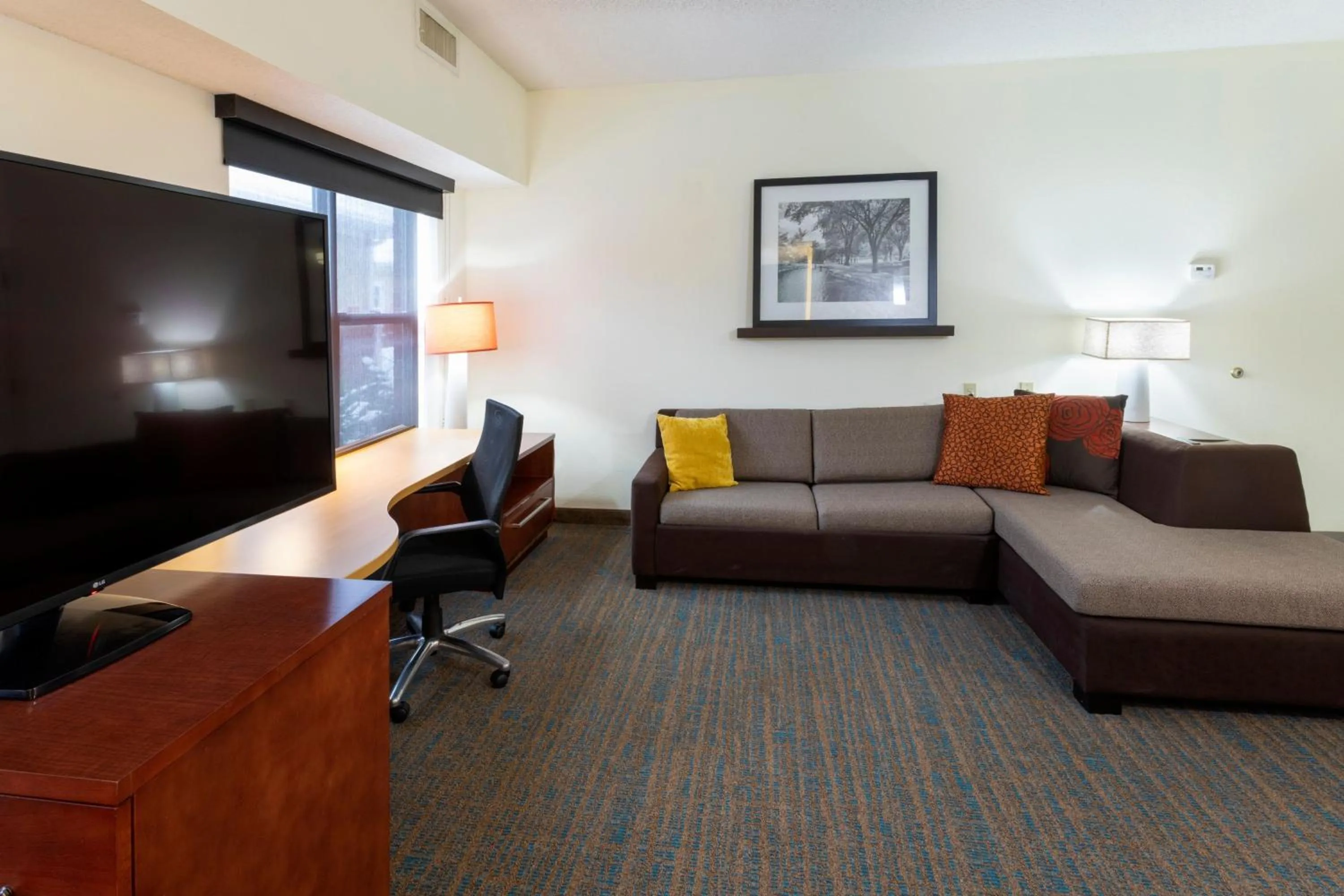 Photo of the whole room in Residence Inn Minneapolis St. Paul/Roseville
