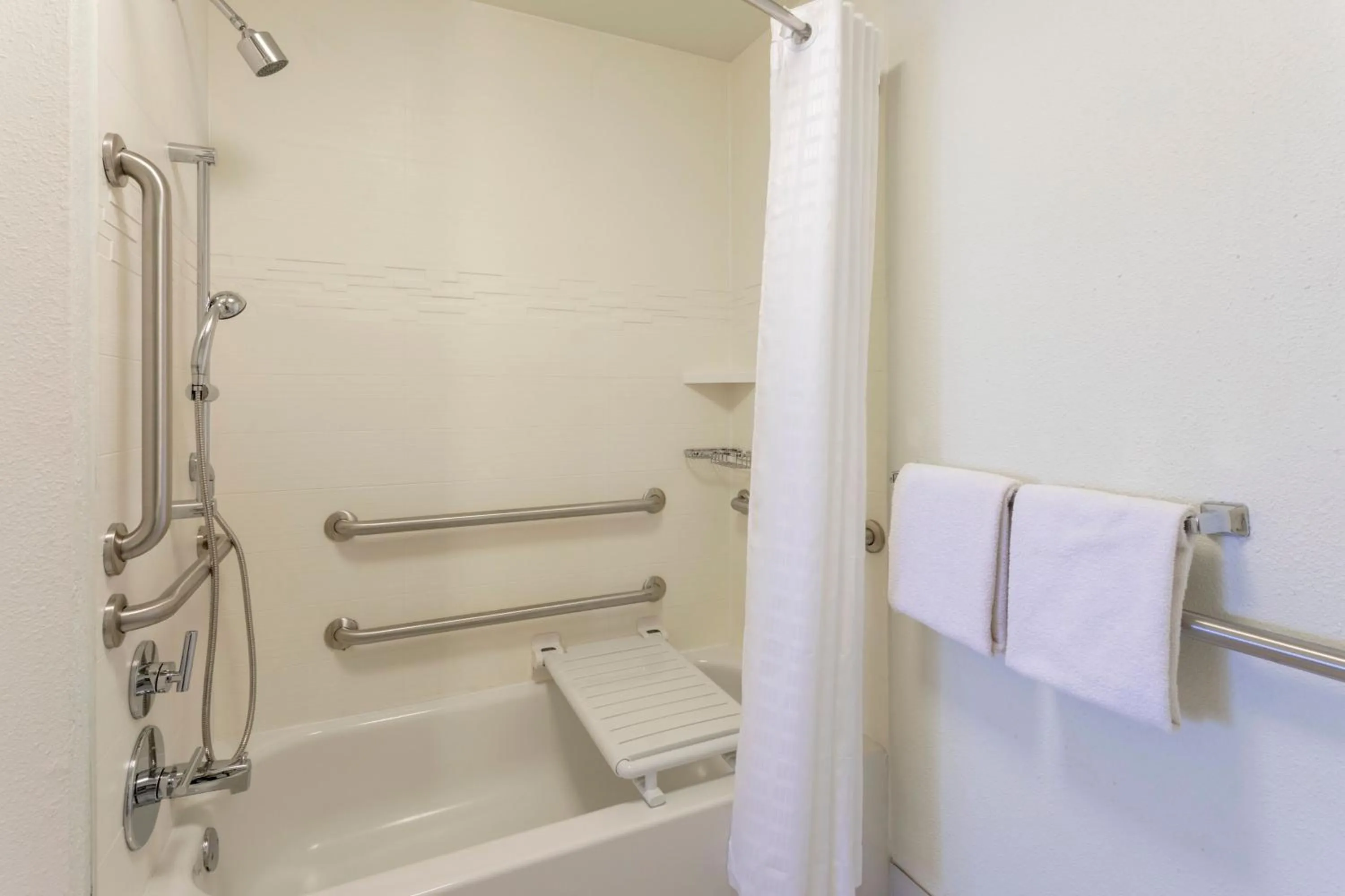 Bathroom in Residence Inn Minneapolis St. Paul/Roseville