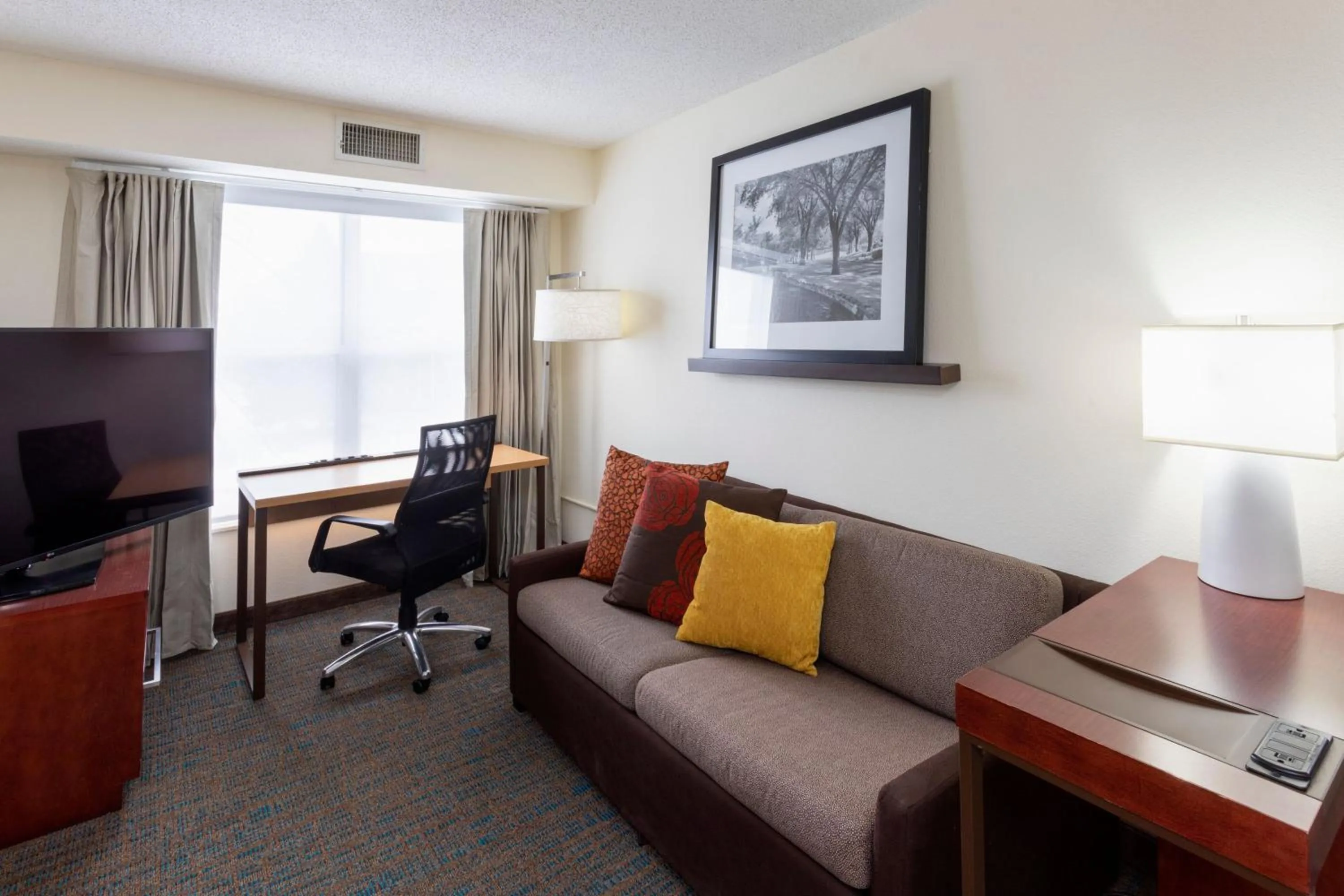 Bedroom in Residence Inn Minneapolis St. Paul/Roseville