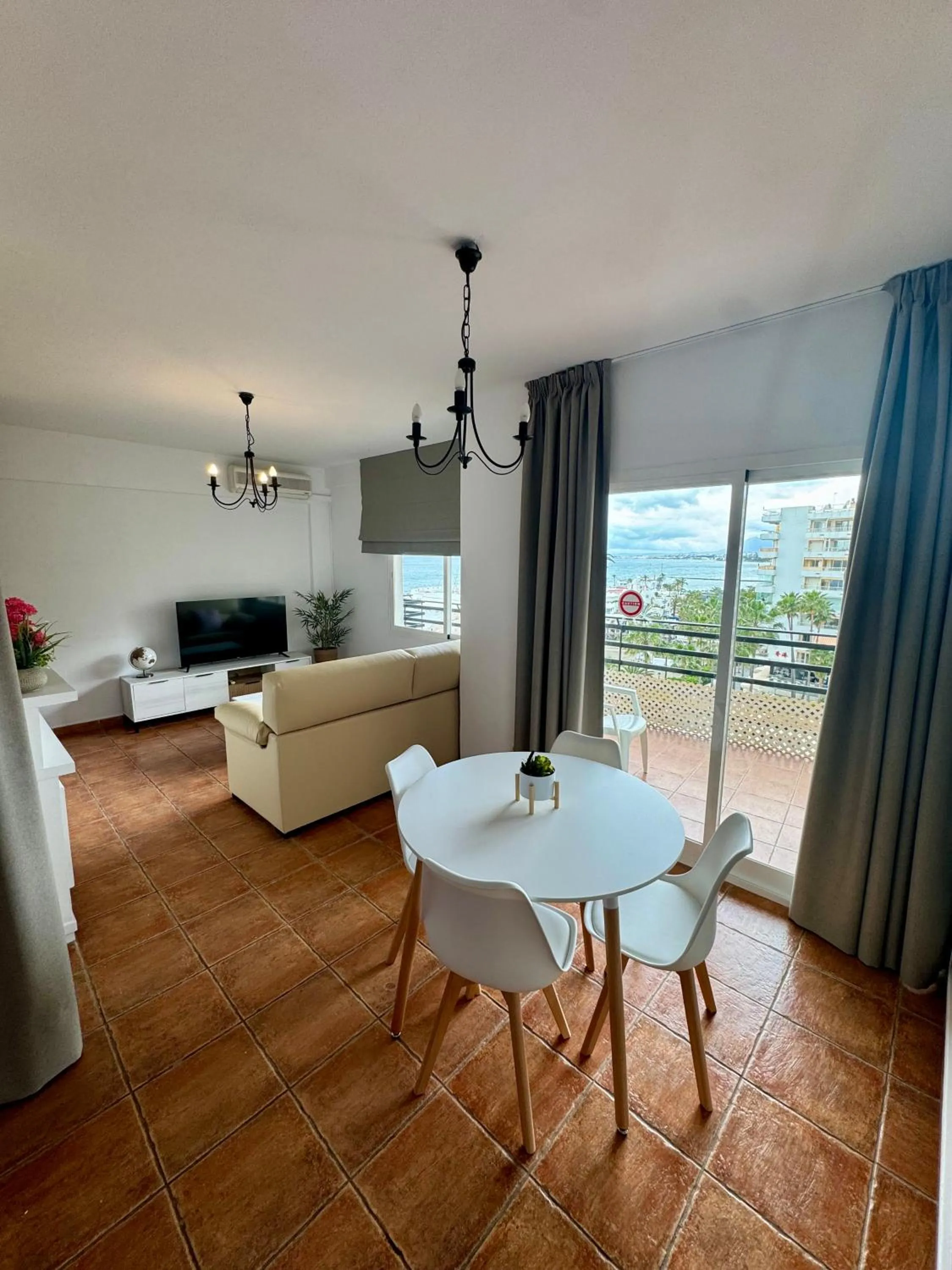 Bed in Apartamentos Mediterraneo