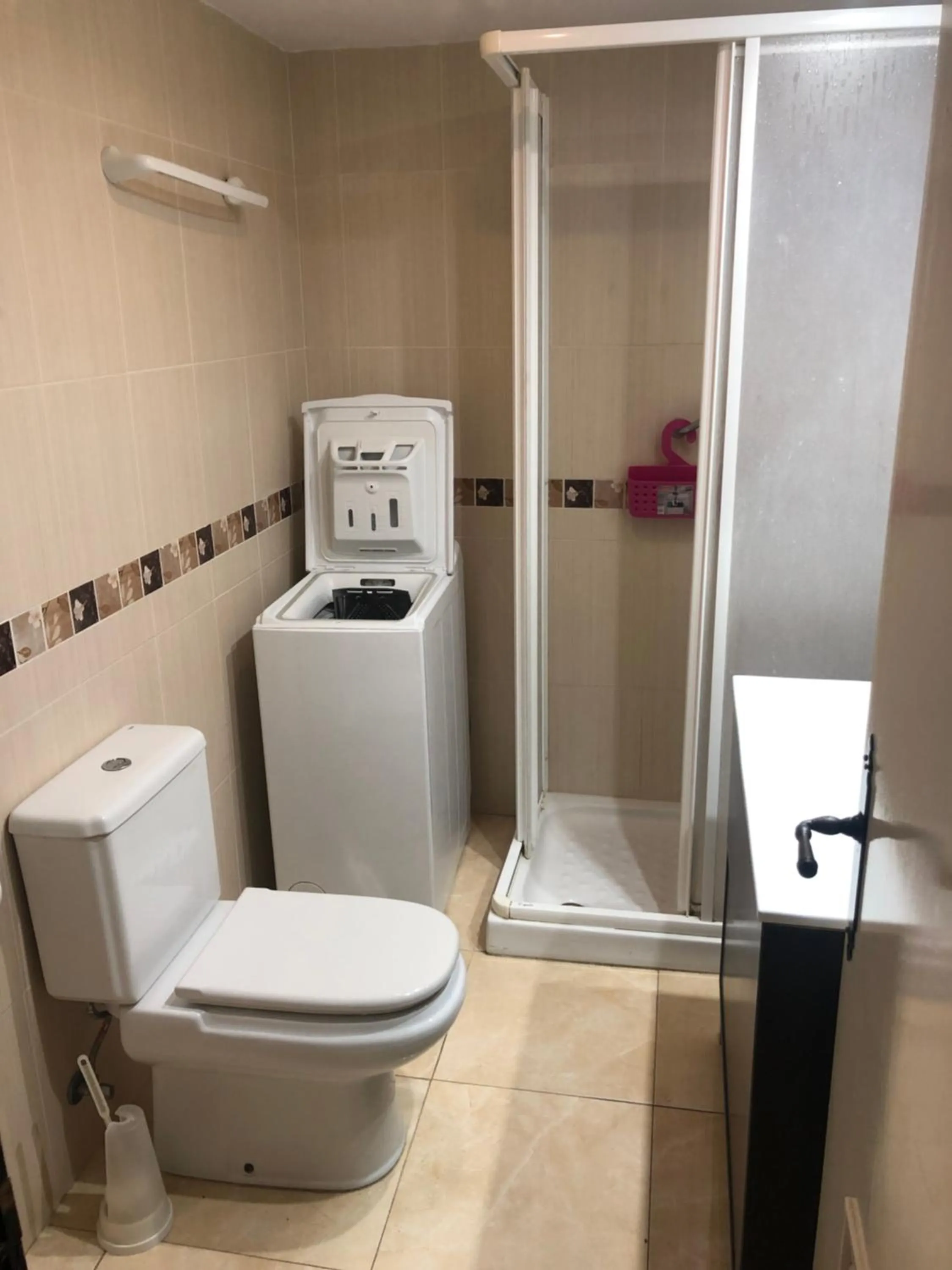 Bathroom in Apartamentos Mediterraneo